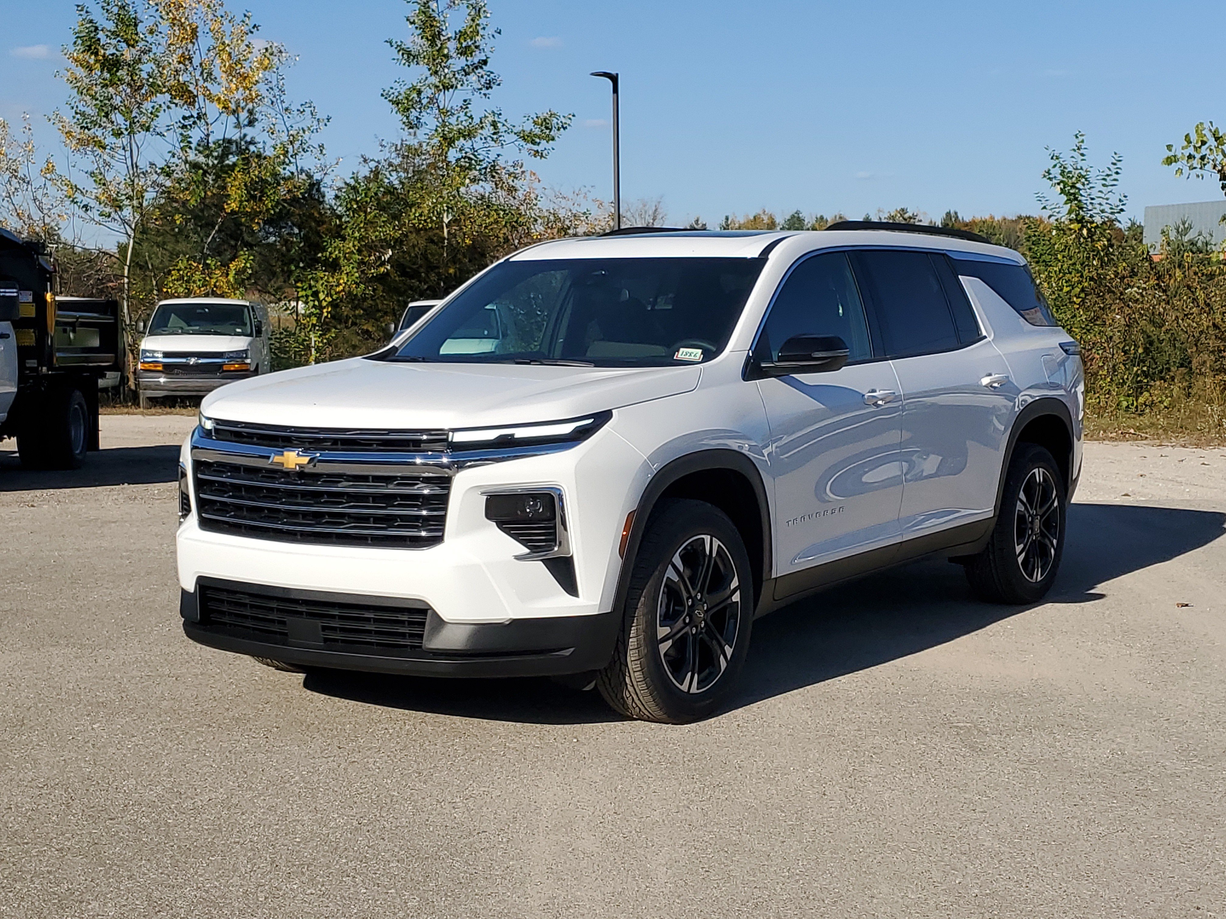 New 2027 Chevrolet Traverse LT SUV