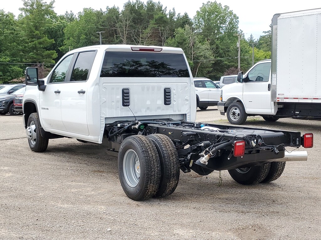 New 2026 Chevrolet Silverado 3500 HD Chassis Cab Work Truck Truck