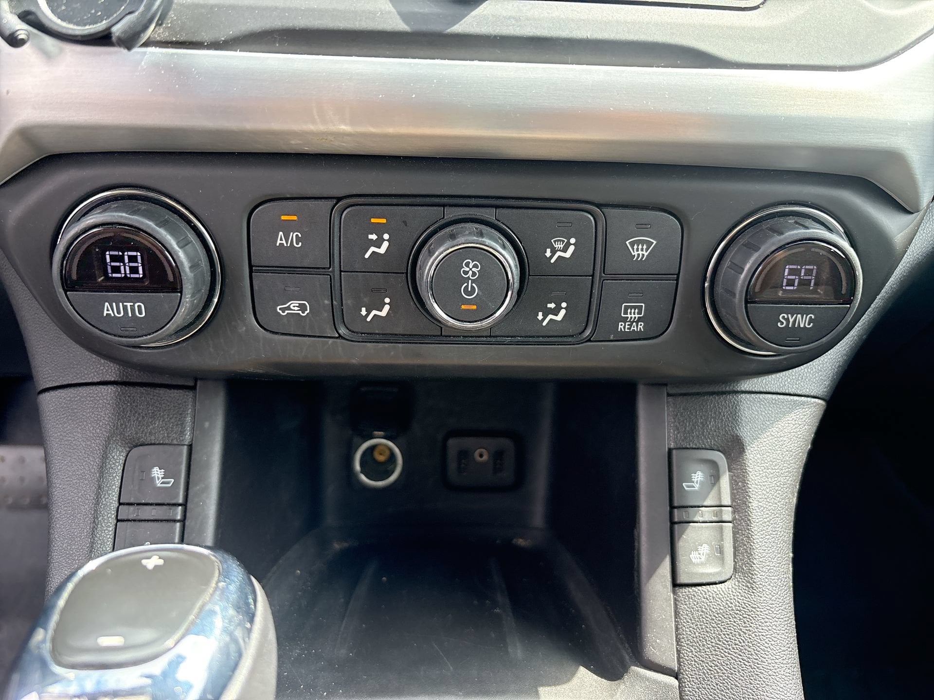2018 GMC Acadia SLE-2 - Photo 14