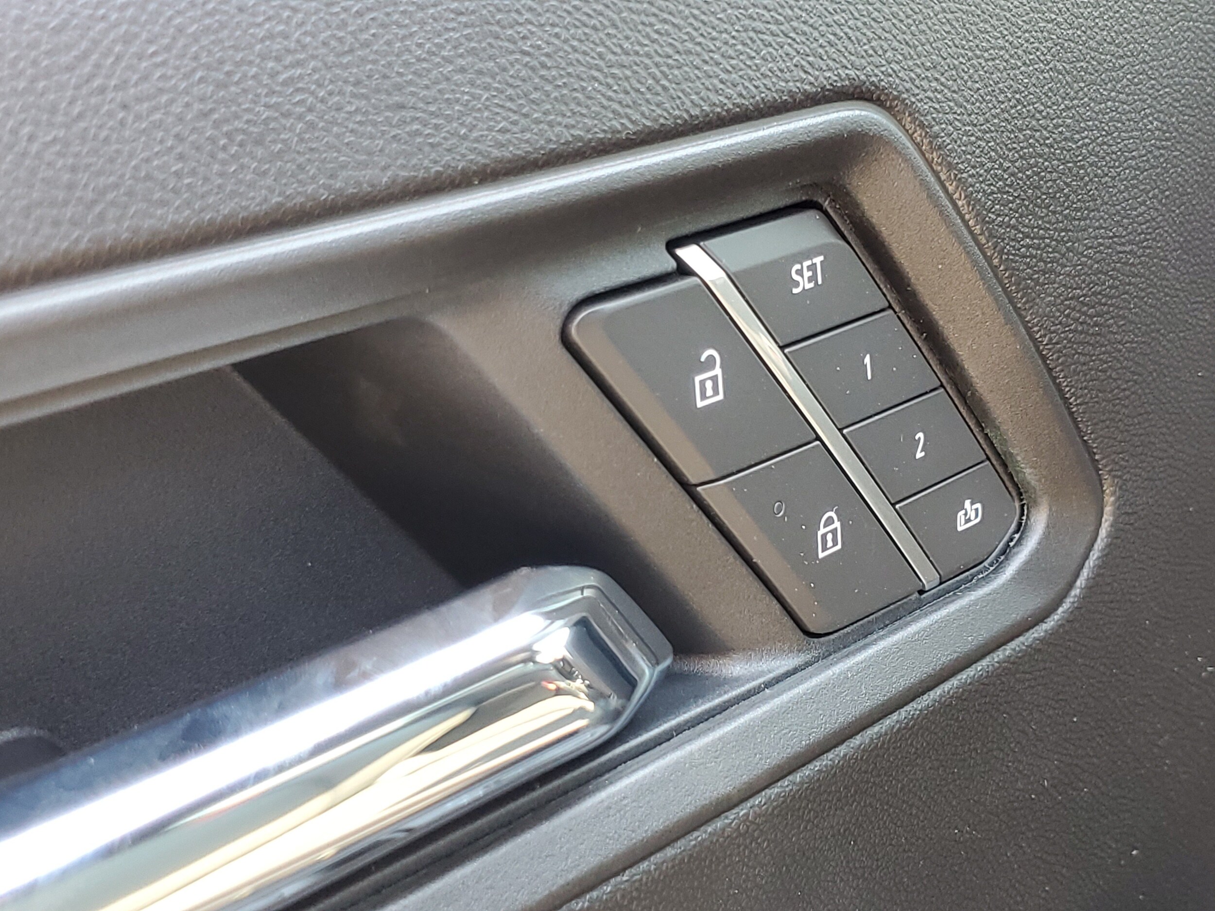 2026 Chevrolet Colorado Z71 - Photo 25