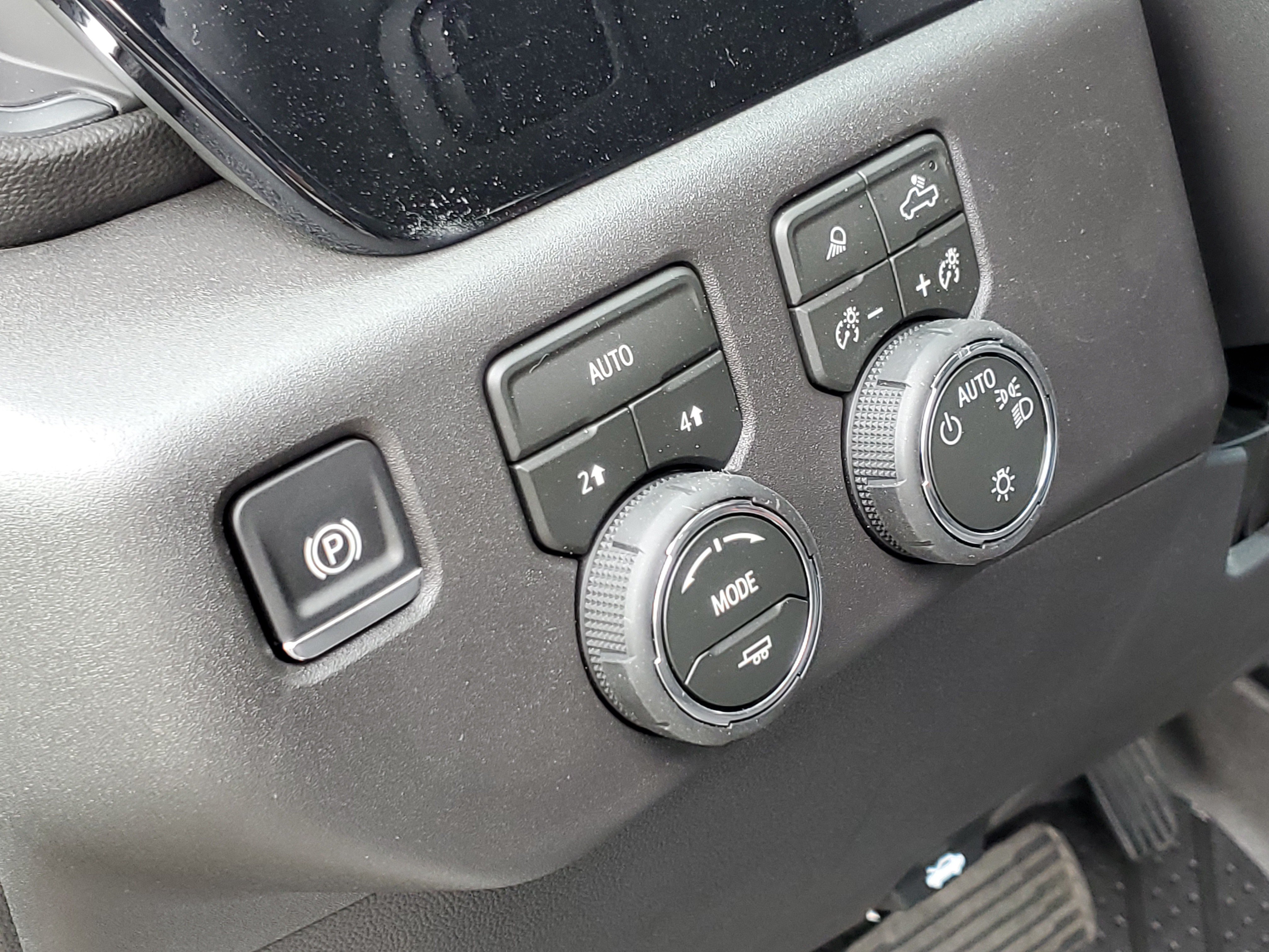 2026 Chevrolet Silverado 1500 LT - Photo 8