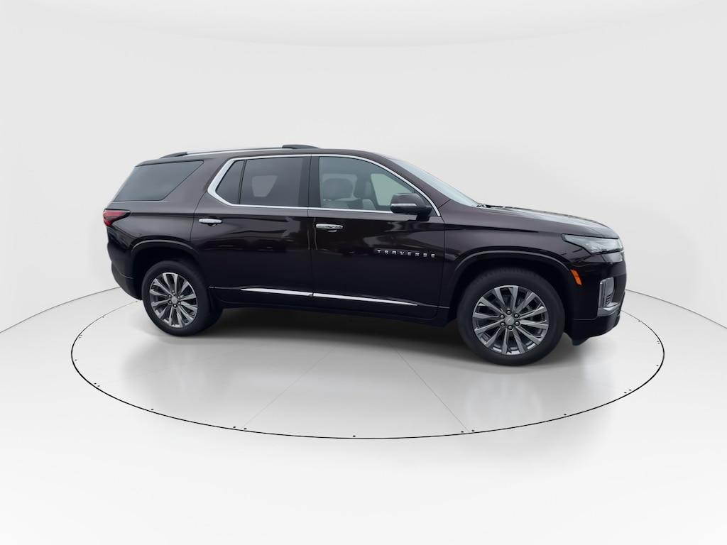 Used 2023 Chevrolet Traverse Premier SUV