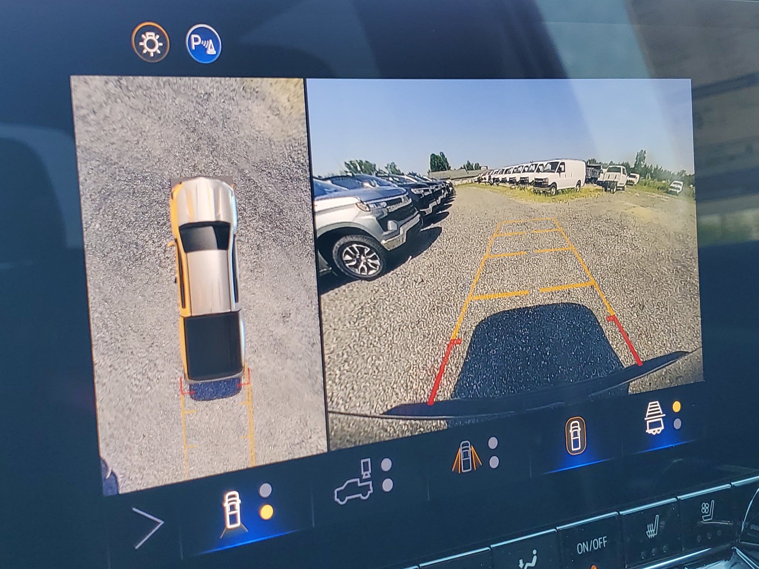 2026 Chevrolet Colorado Z71 - Photo 16