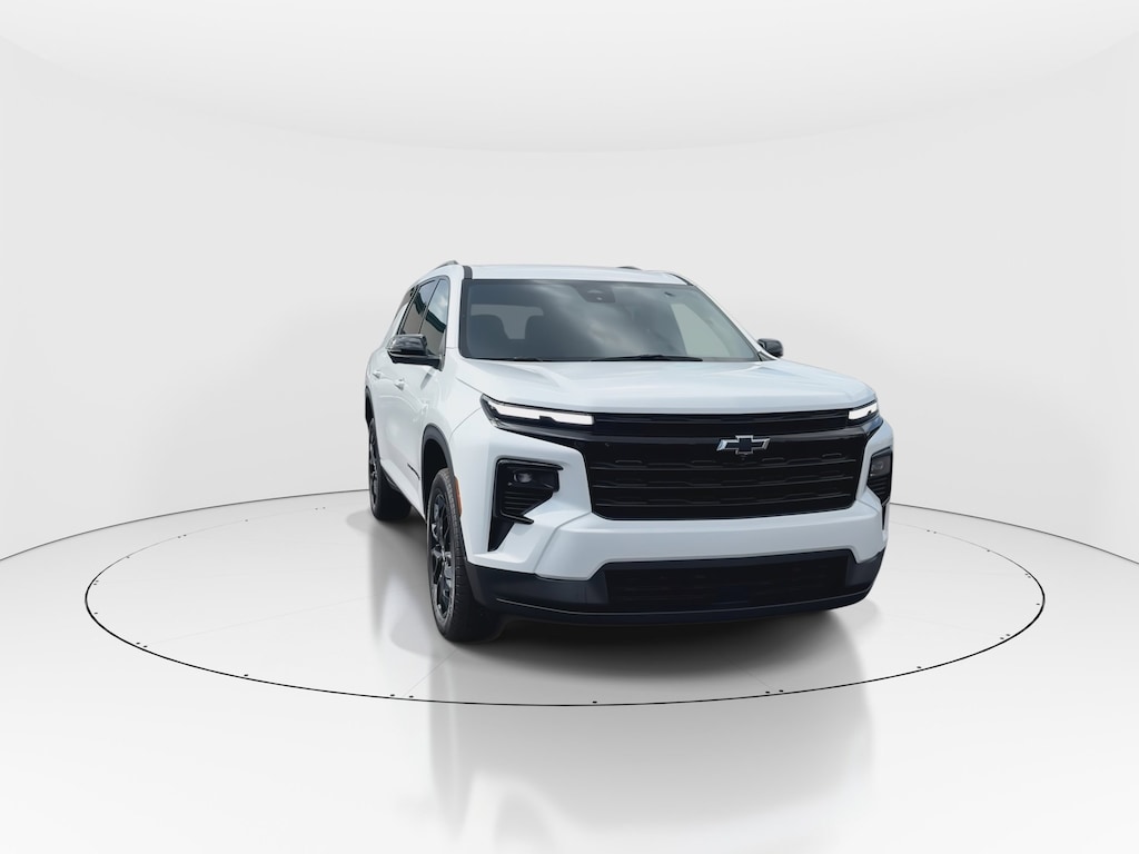Used 2024 Chevrolet Traverse LT SUV