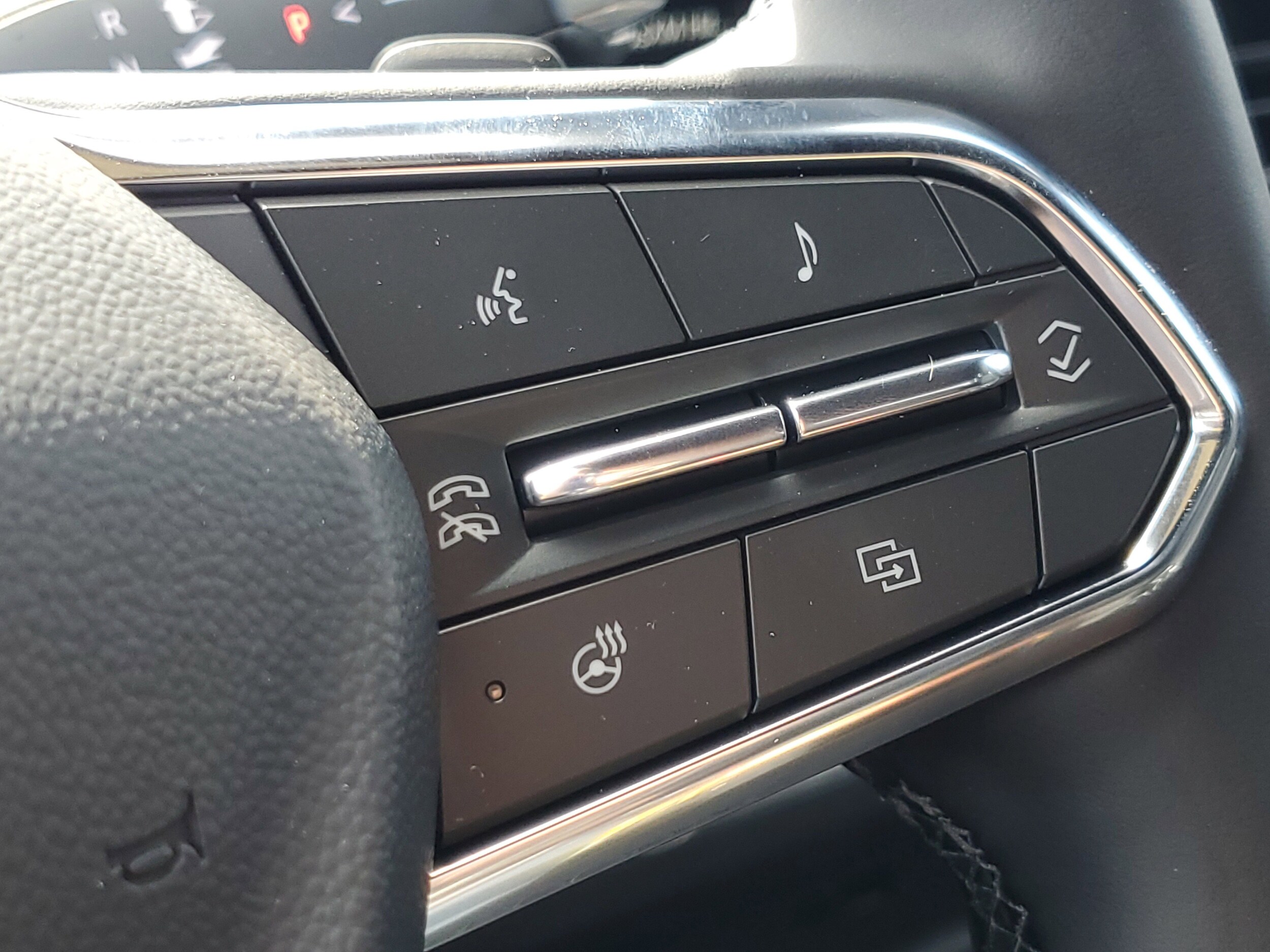 2026 Chevrolet Equinox LT - Photo 12