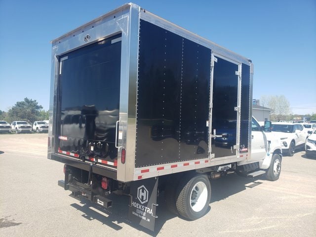 2024 Chevrolet Silverado 5500 Regular Cab DRW RWD Morgan Truck Body Box Truck for sale #RH675217 - photo 2