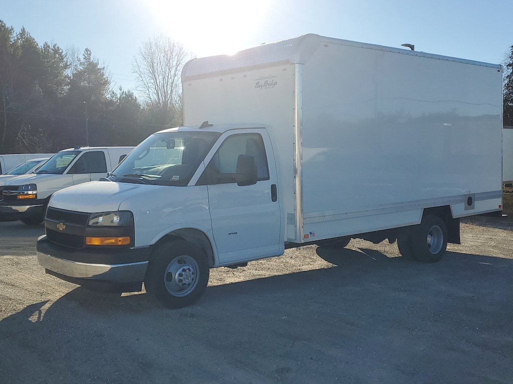 New 2025 Chevrolet Express Cutaway 3500 1WT Cutaway Van