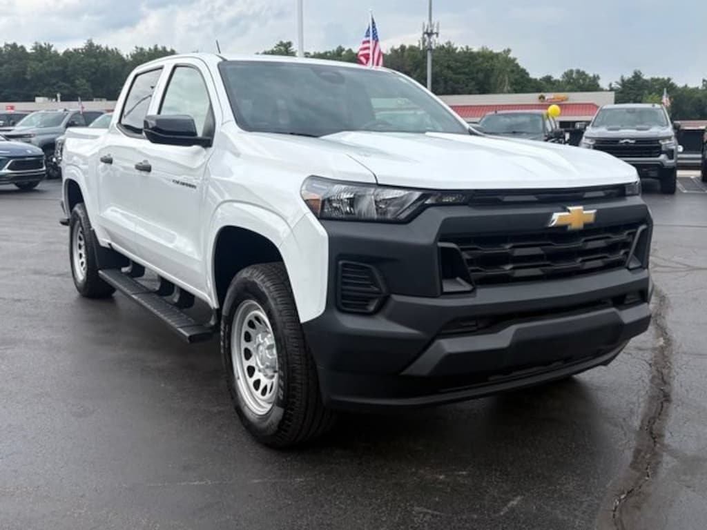 Used 2023 Chevrolet Colorado 2WD Work Truck Truck Crew Cab
