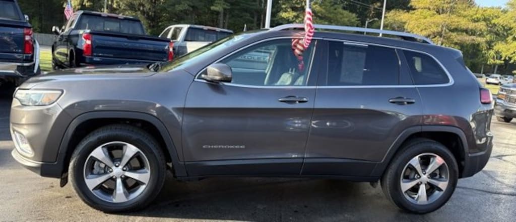 Used 2019 Jeep Cherokee Limited 4x4 SUV