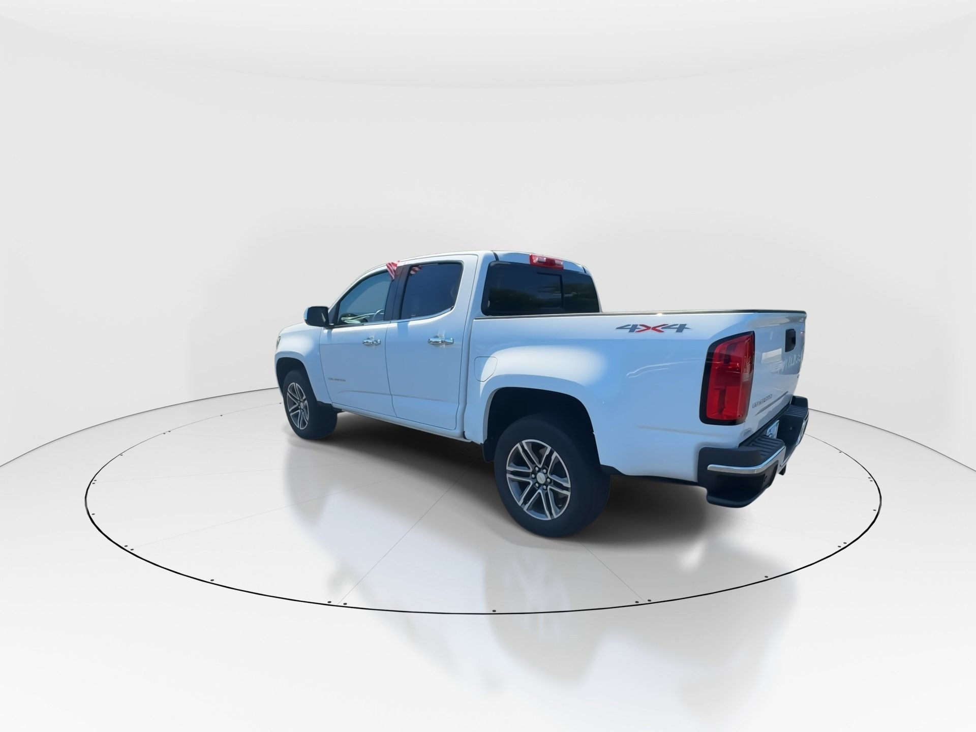 2021 Chevrolet Colorado LT - Photo 6