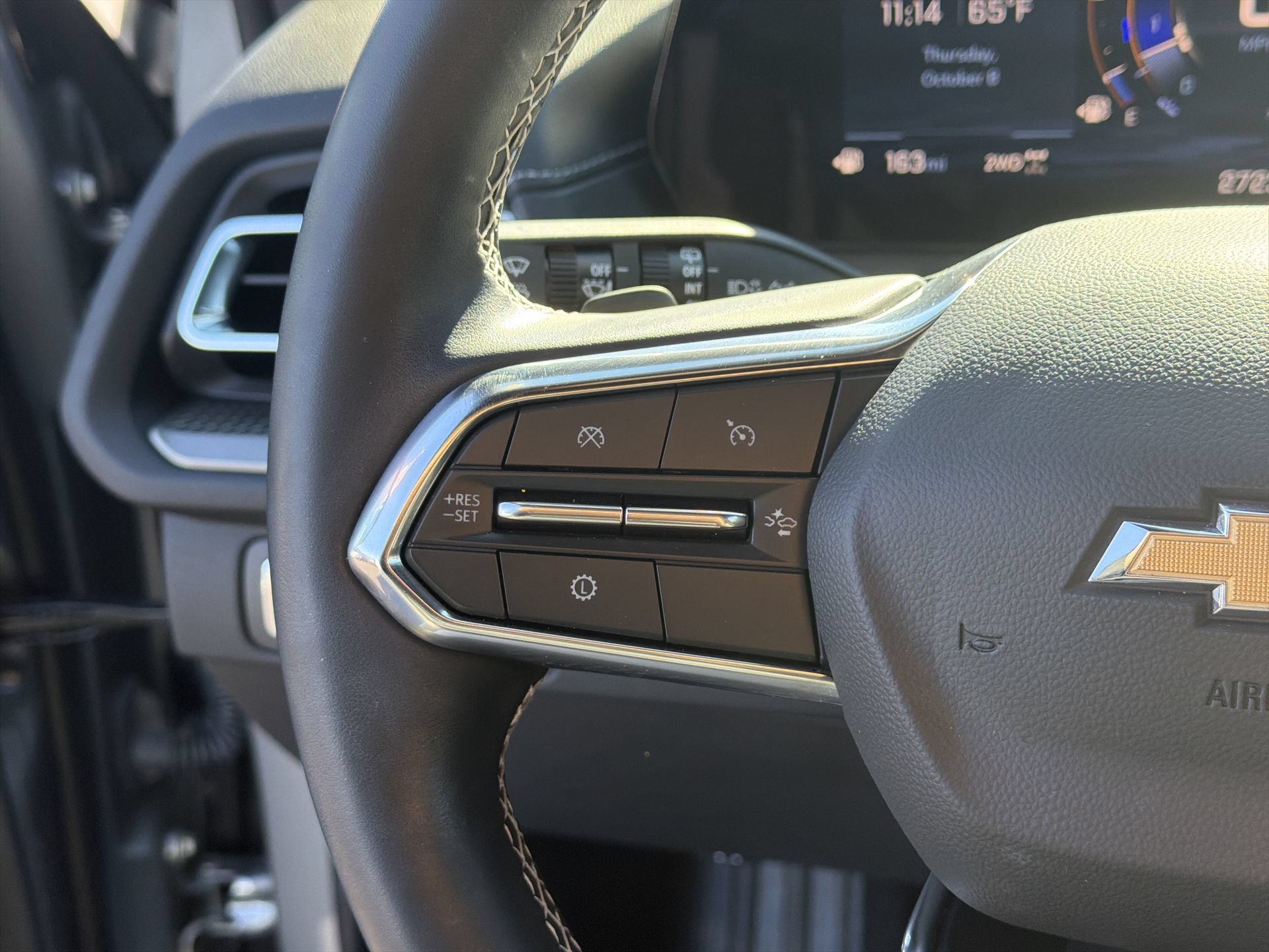 2025 Chevrolet Traverse LT - Photo 21
