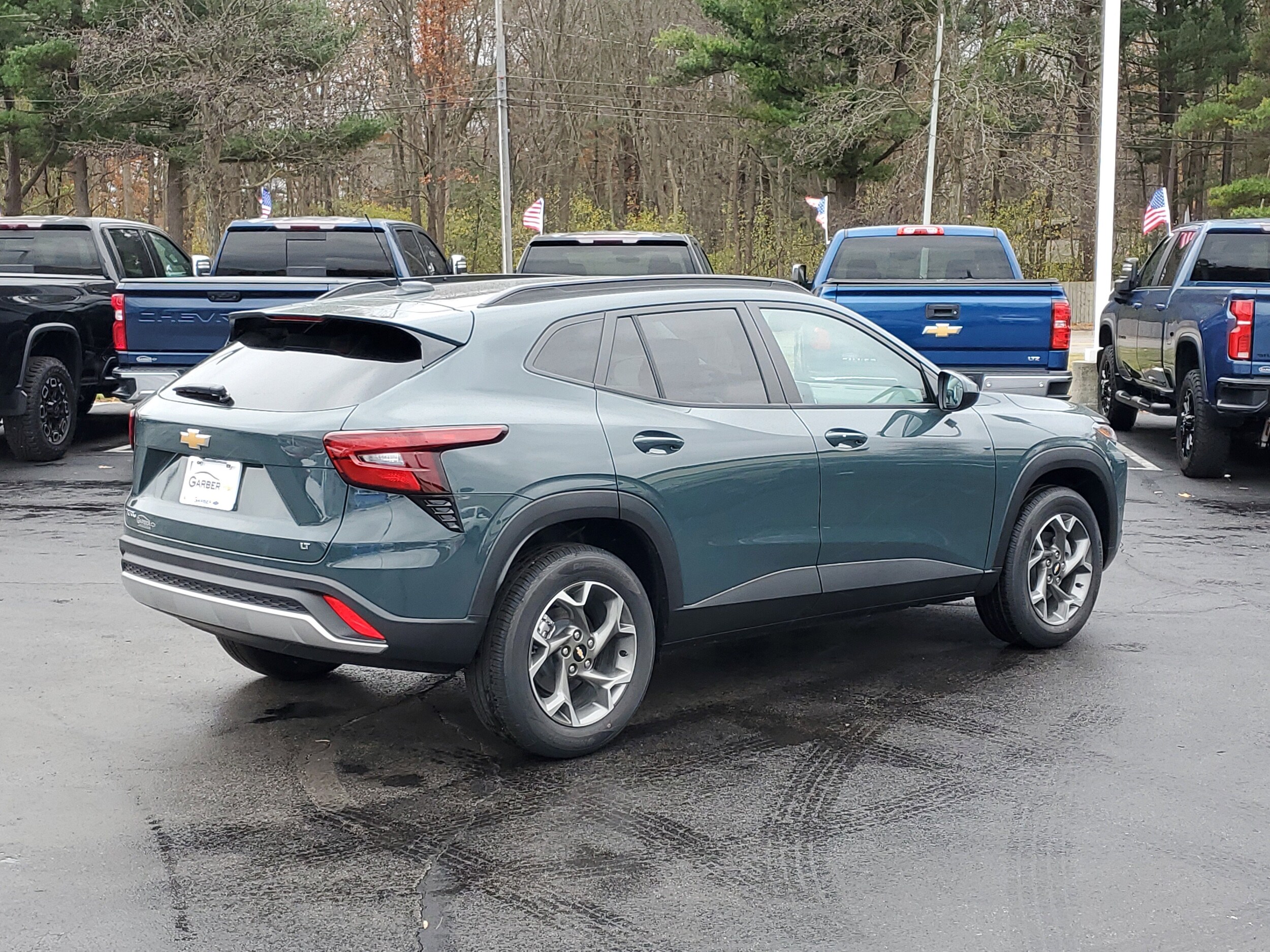 2026 Chevrolet Trax LT photo 3