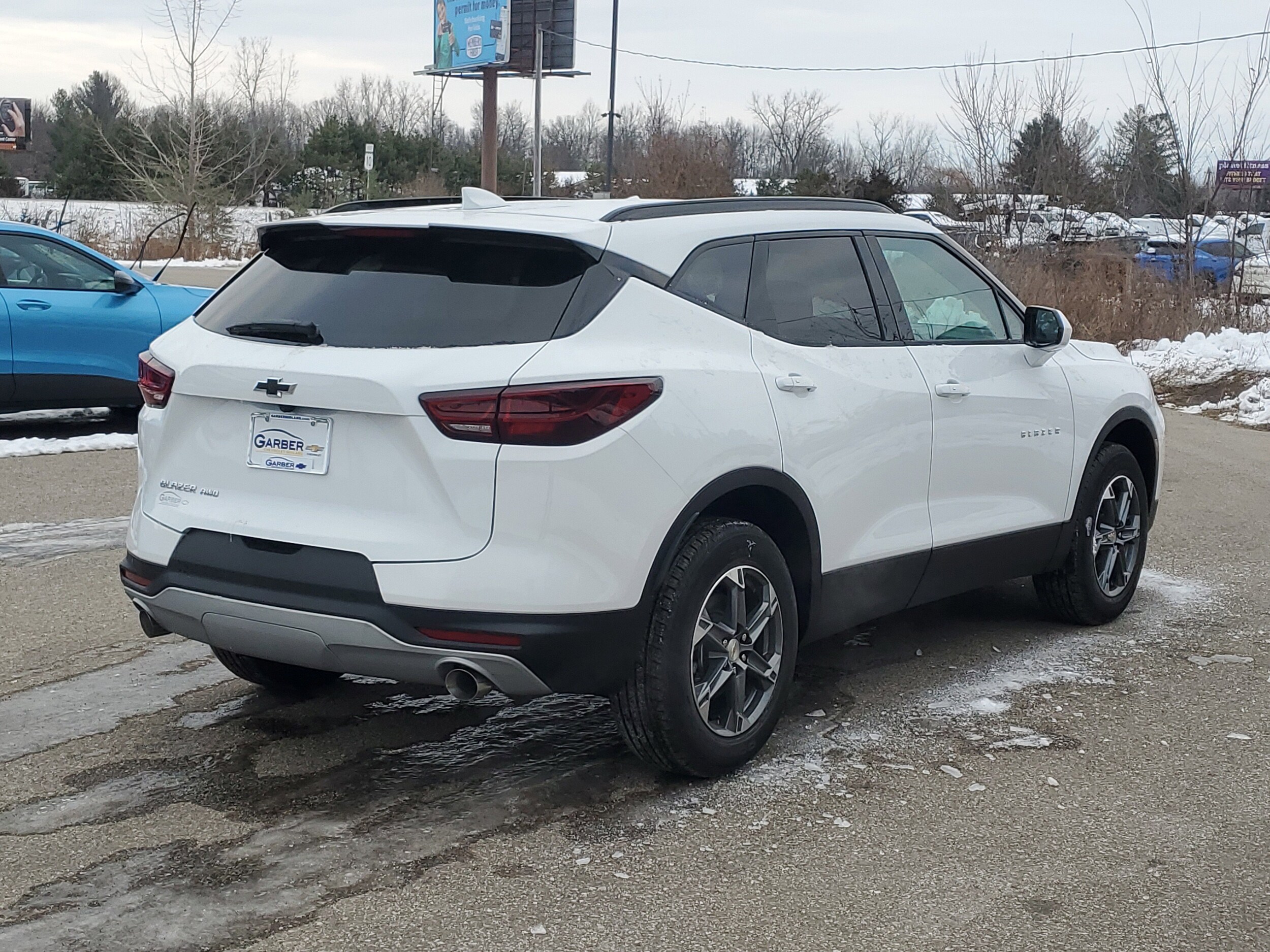 2026 Chevrolet Blazer 2LT photo 2