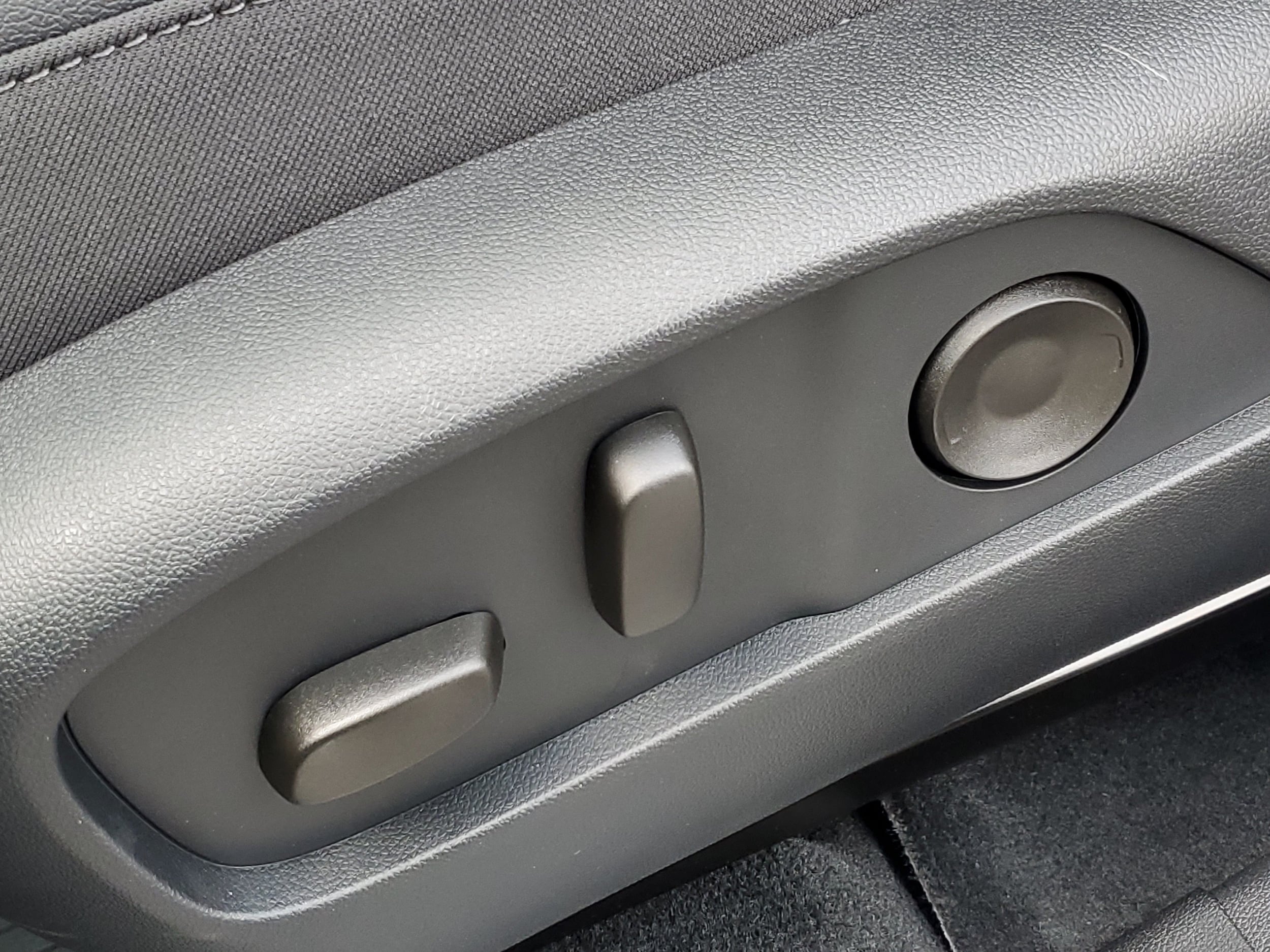 2026 Chevrolet Equinox LT - Photo 6