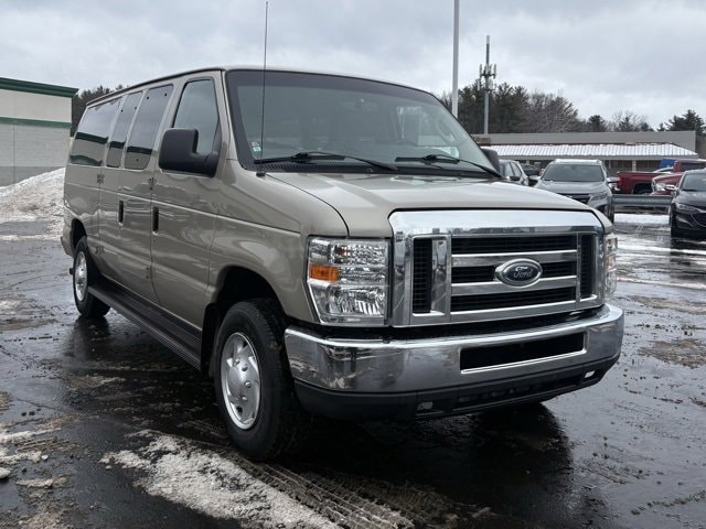 2013 Ford E-Series Econoline Wagon XLT