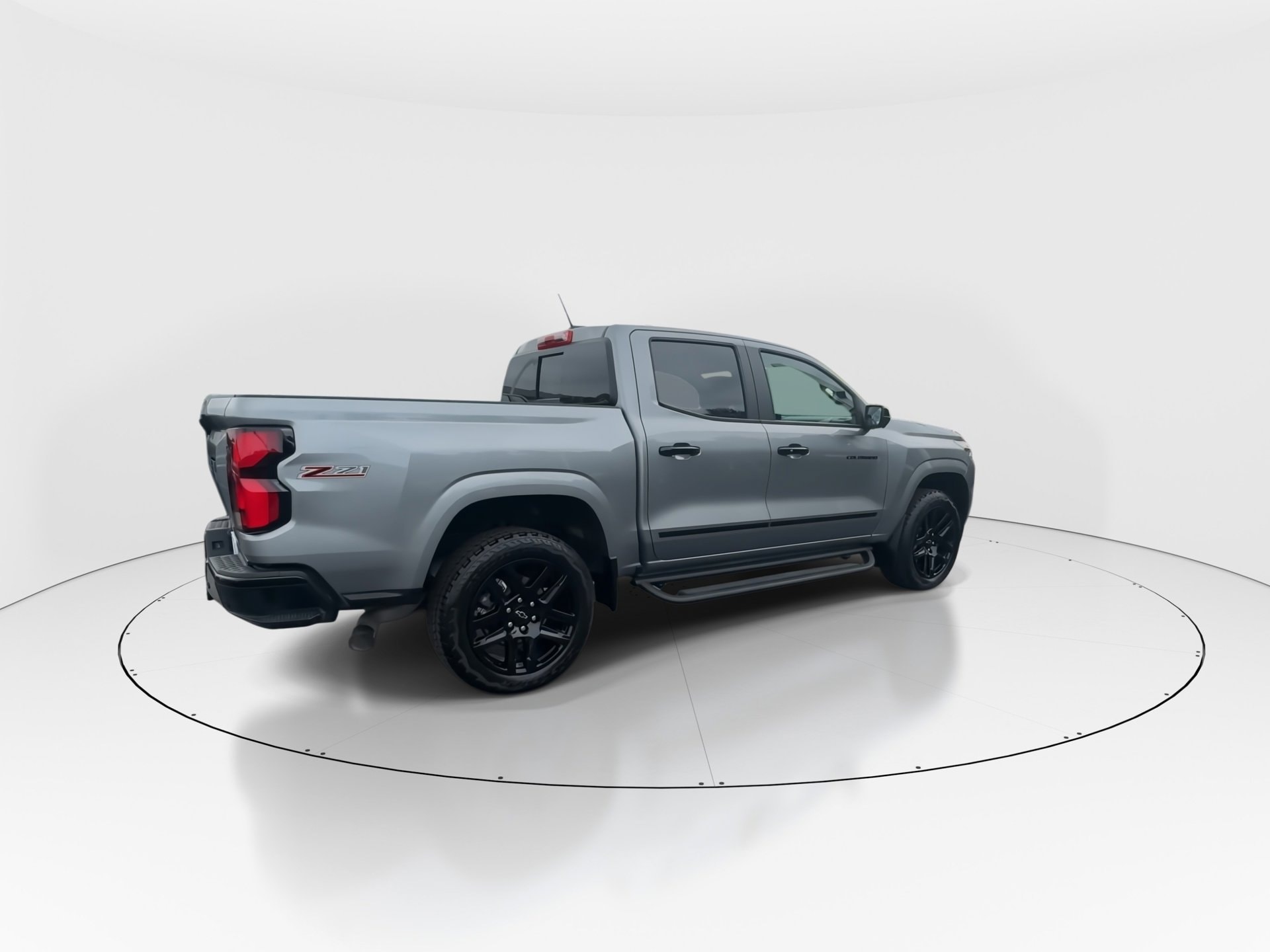 2025 Chevrolet Colorado Z71 - Photo 8