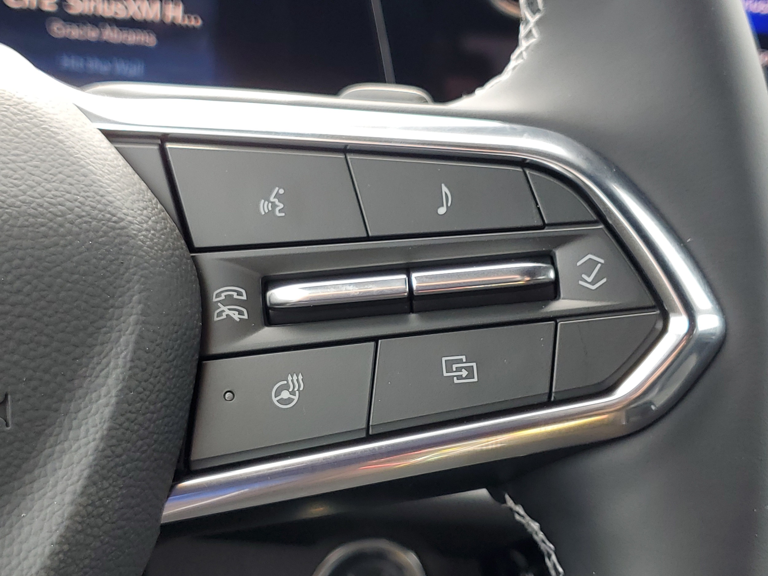 2027 Chevrolet Traverse LT - Photo 13