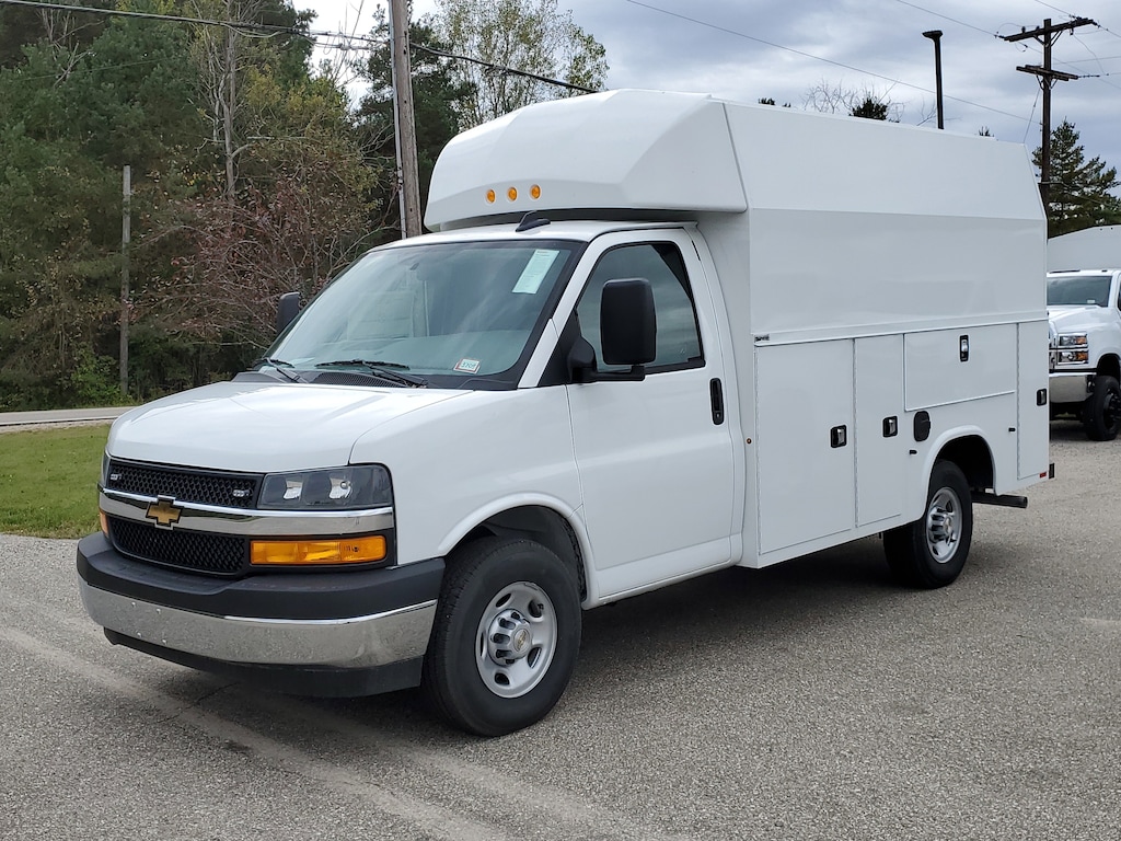 New 2025 Chevrolet Express Cutaway 3500 1WT Cutaway Van