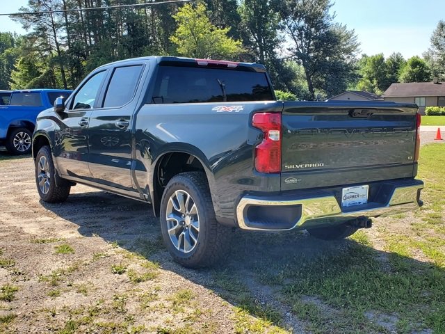 2026 Chevrolet Silverado 1500 LT photo 3
