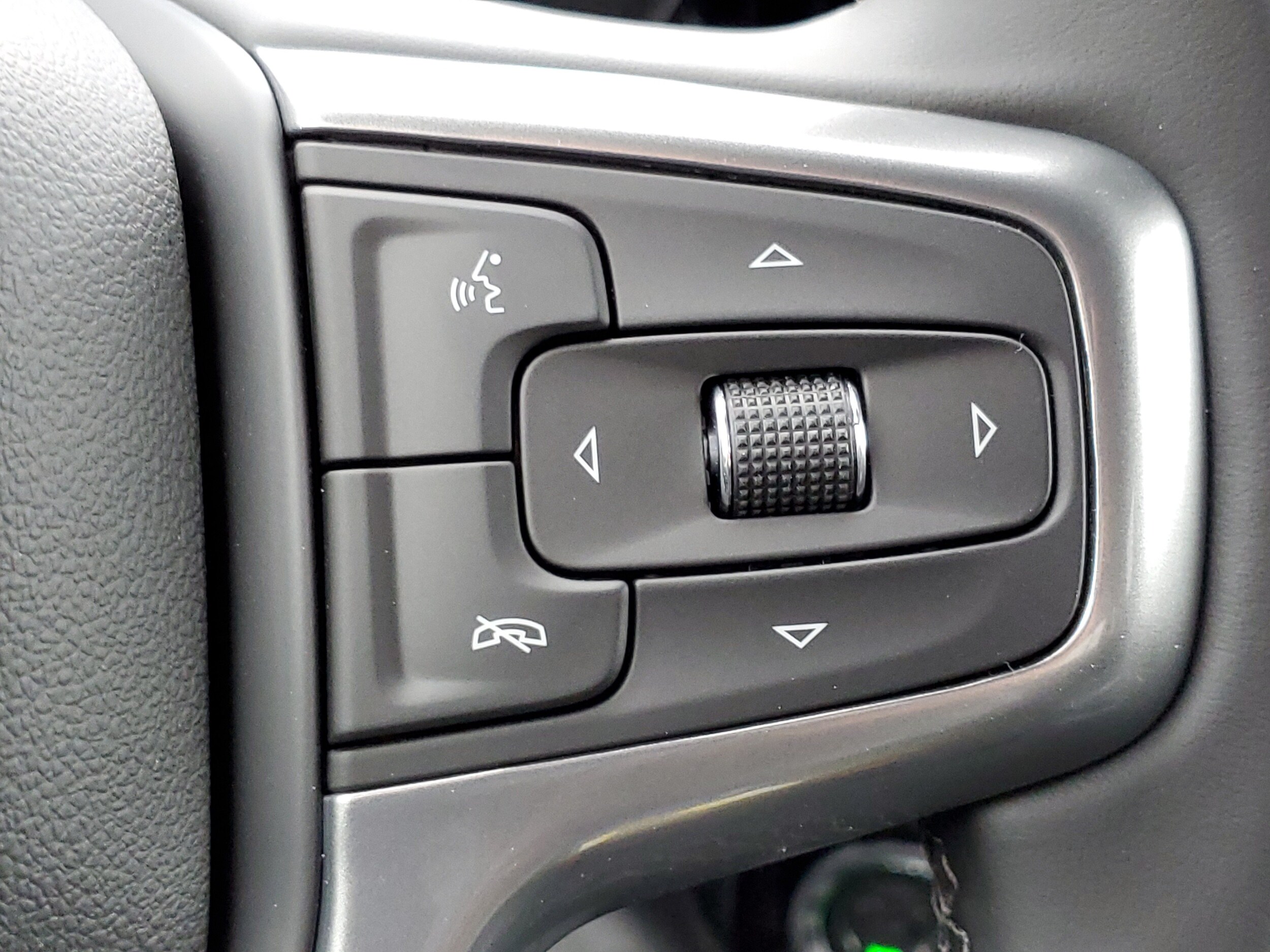 2026 Chevrolet Silverado 1500 LT - Photo 12