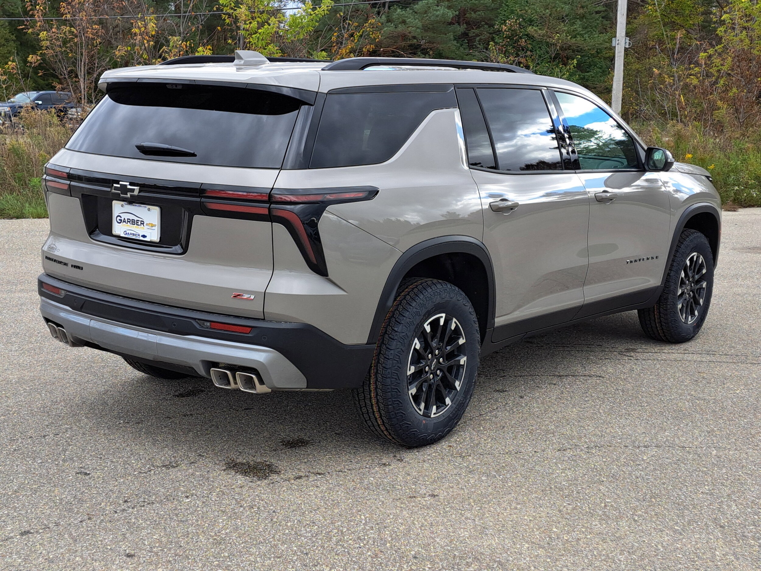 2026 Chevrolet Traverse Z71 photo 4