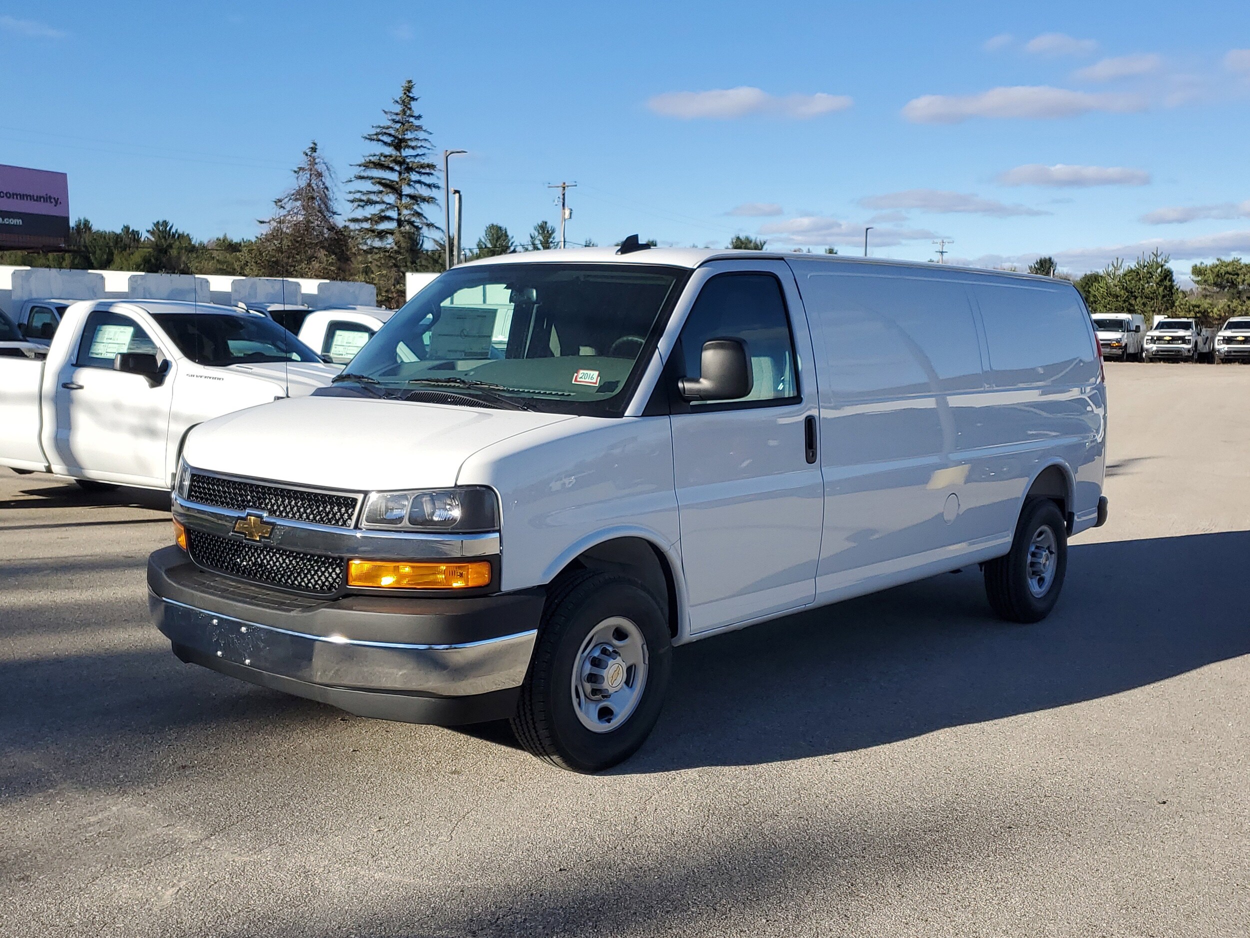 2025 Chevrolet Express Cargo 2500 Van photo 2