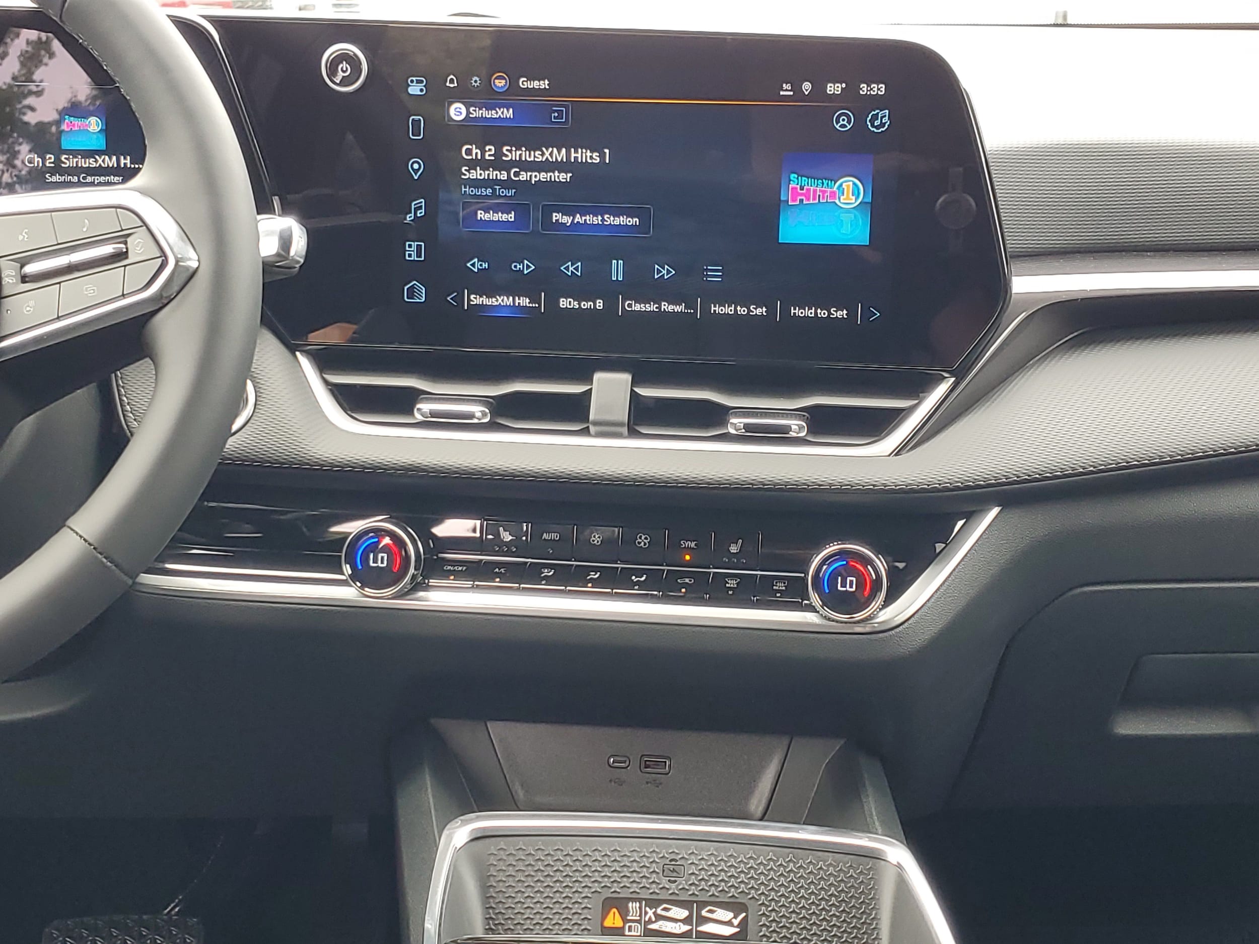 2027 Chevrolet Equinox LT - Photo 25