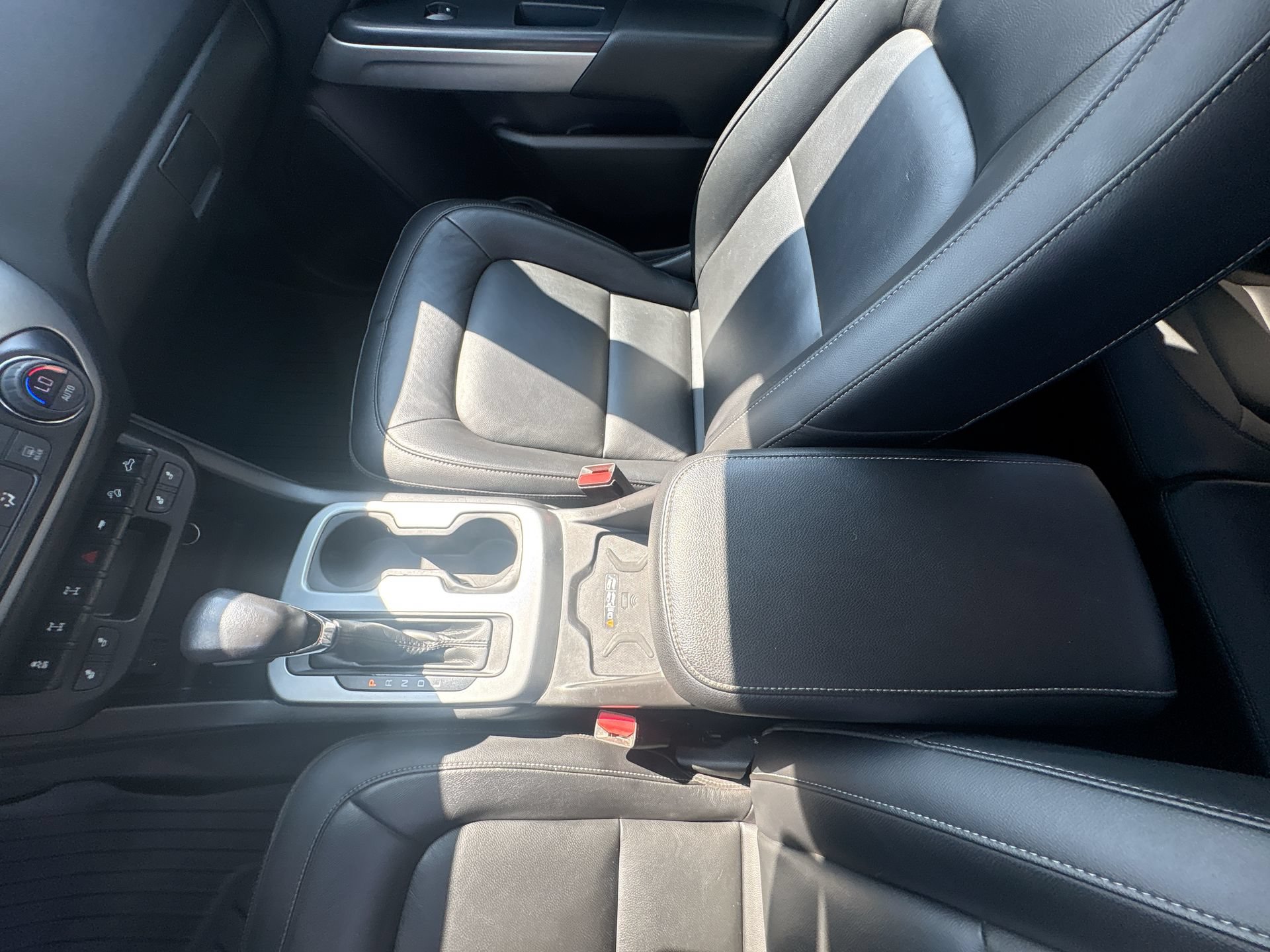 2022 Chevrolet Colorado ZR2 - Photo 27