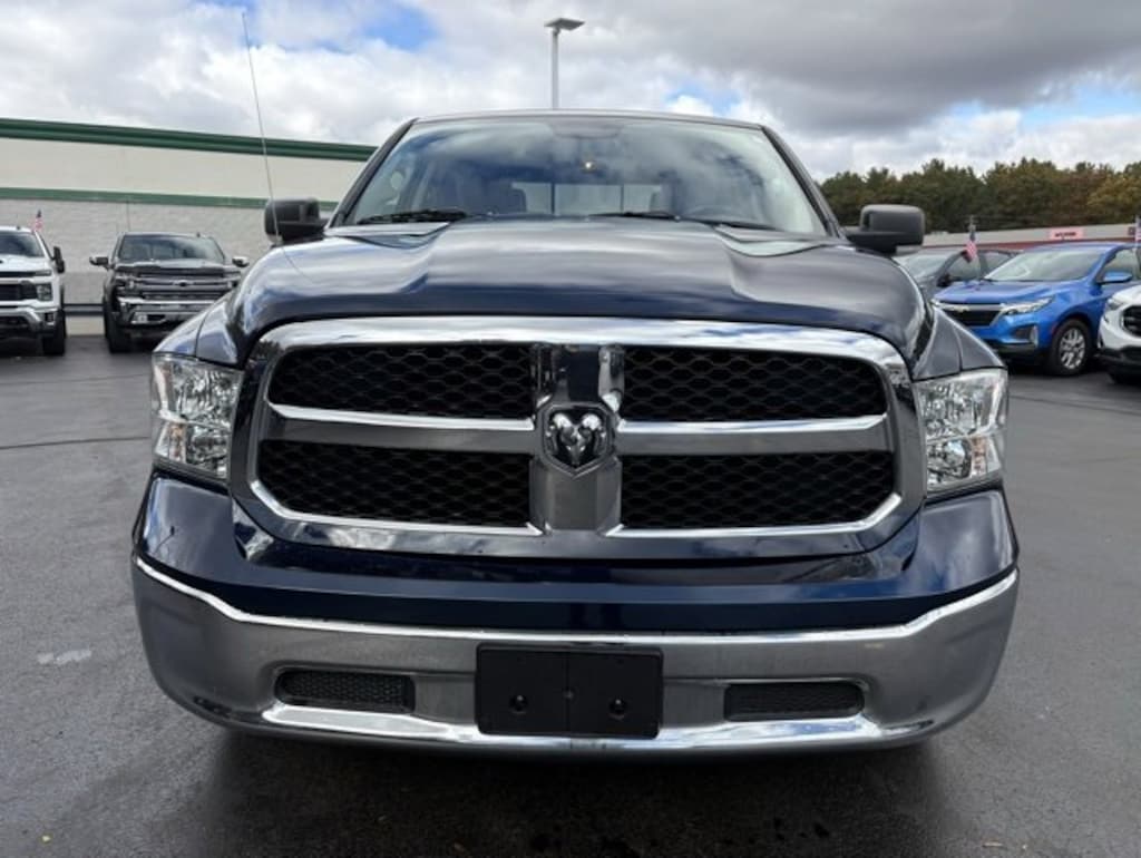 Used 2020 Ram 1500 Classic SLT Crew Cab 4x2 64 Box Truck Crew Cab