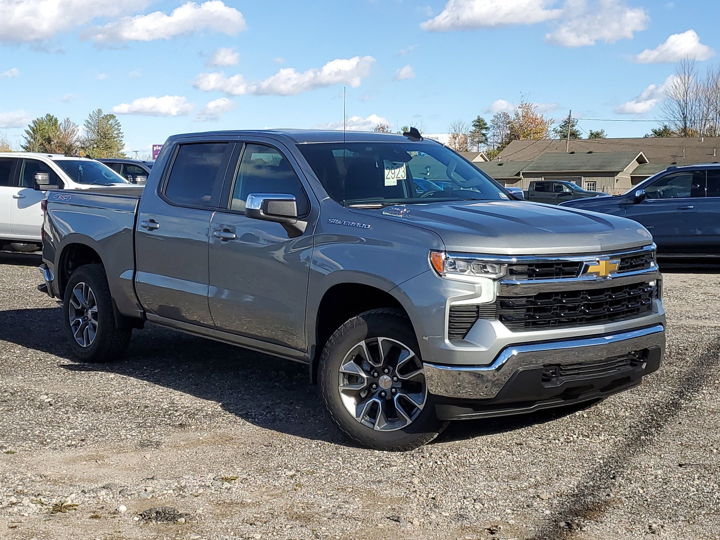 2026 Chevrolet Silverado LT's photo