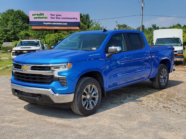 2026 Chevrolet Silverado 1500 LT photo 2
