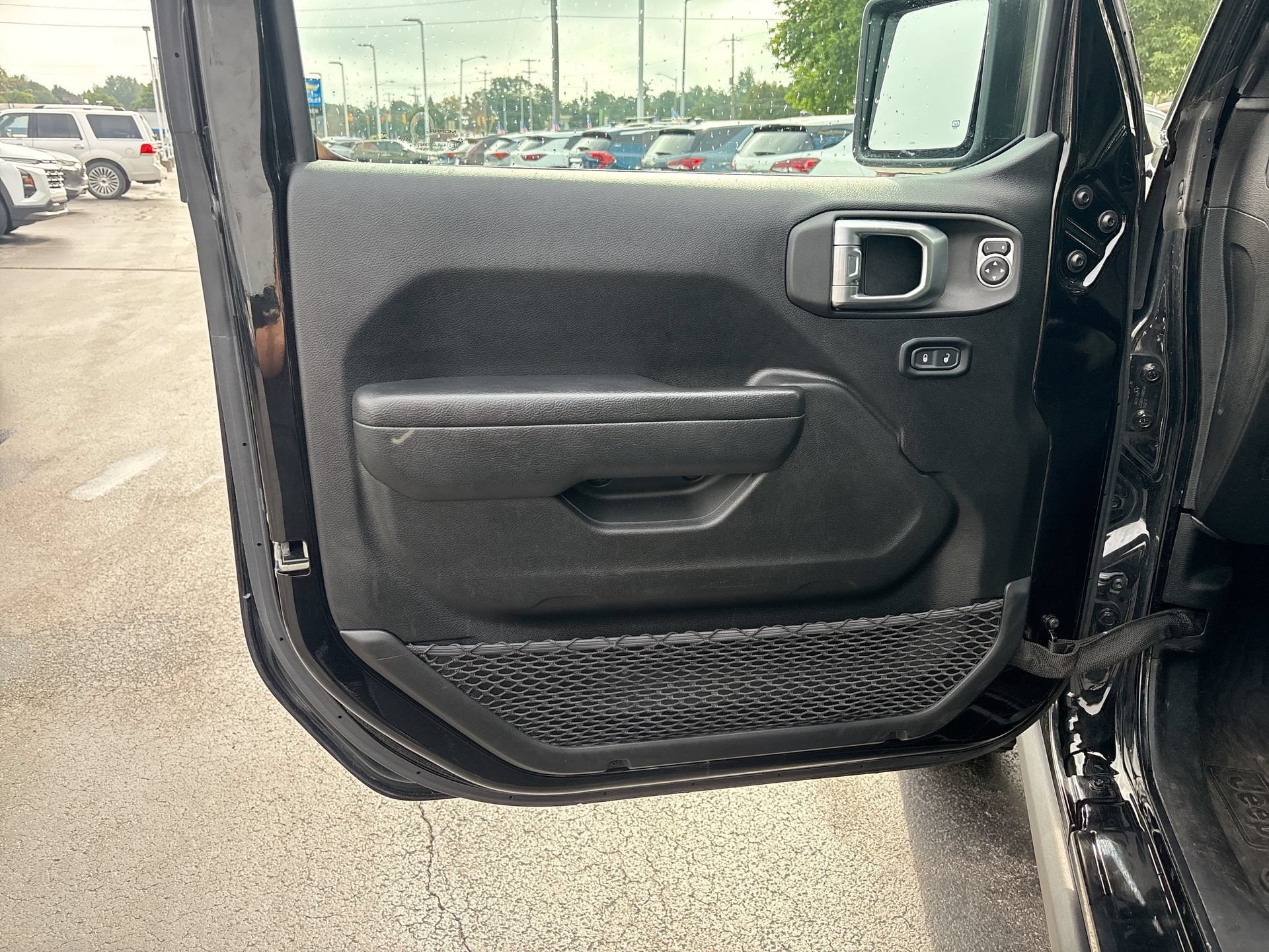2023 Jeep Wrangler 4-Door Willys - Photo 7