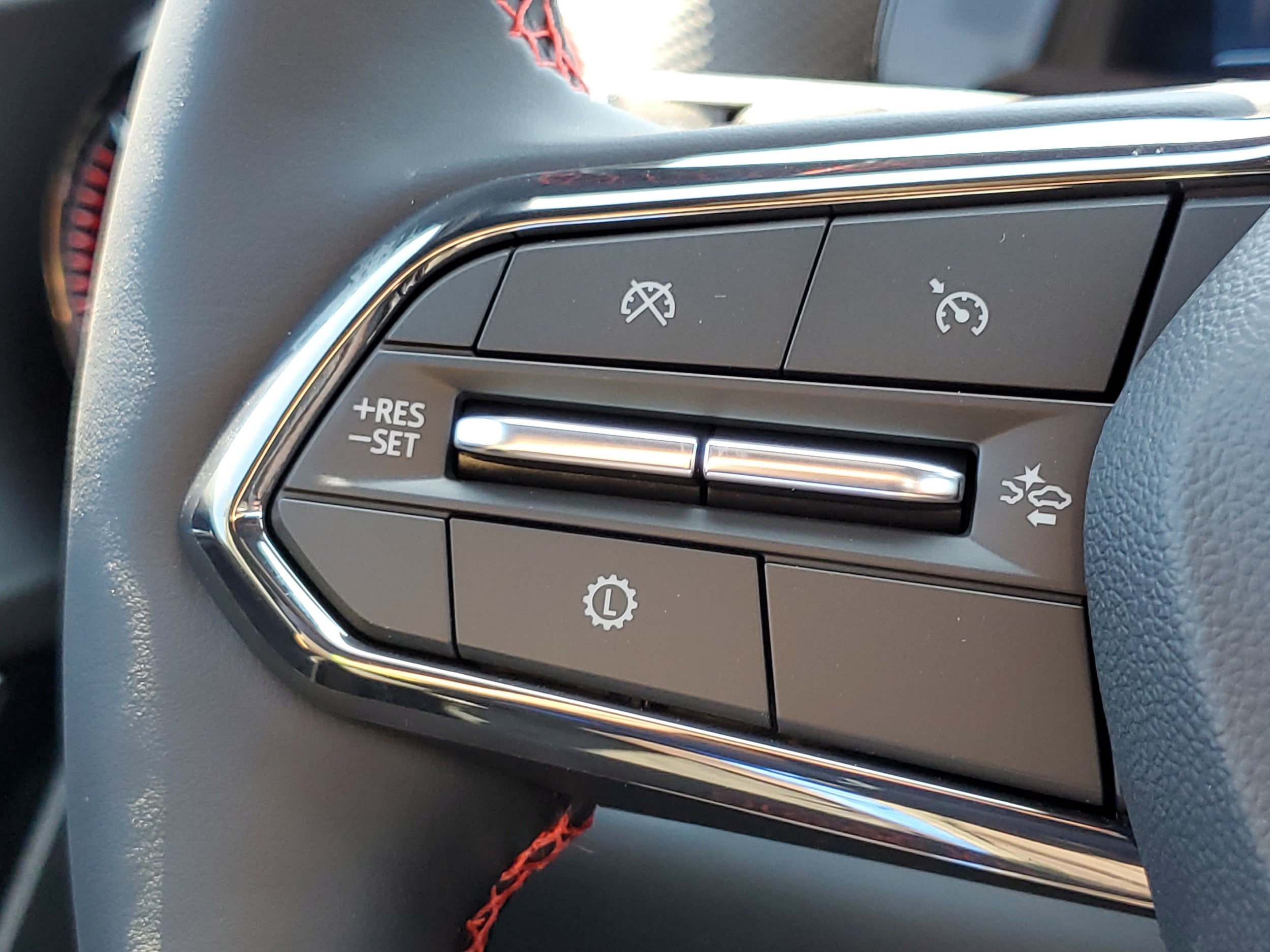 2027 Chevrolet Equinox RS - Photo 11