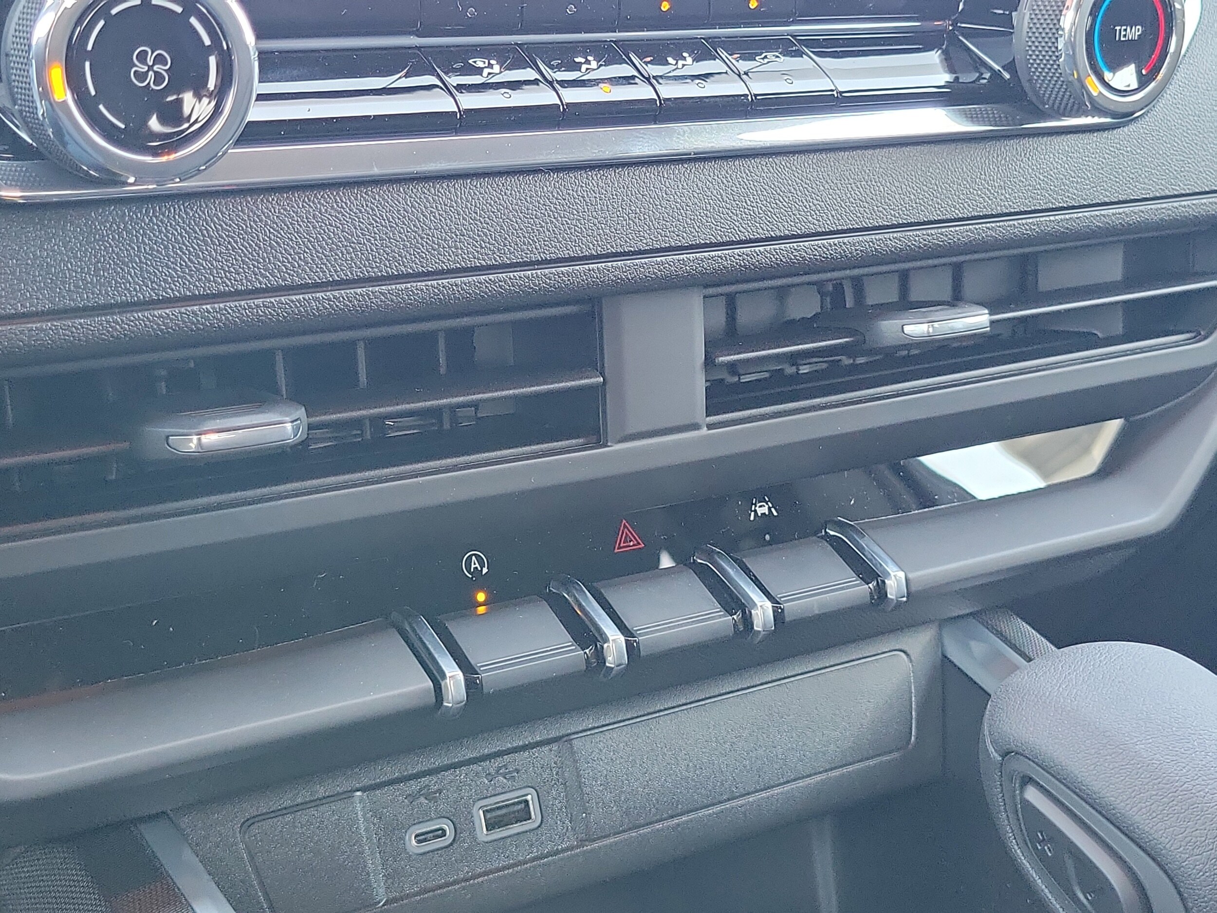 2026 Chevrolet Colorado Work Truck - Photo 18