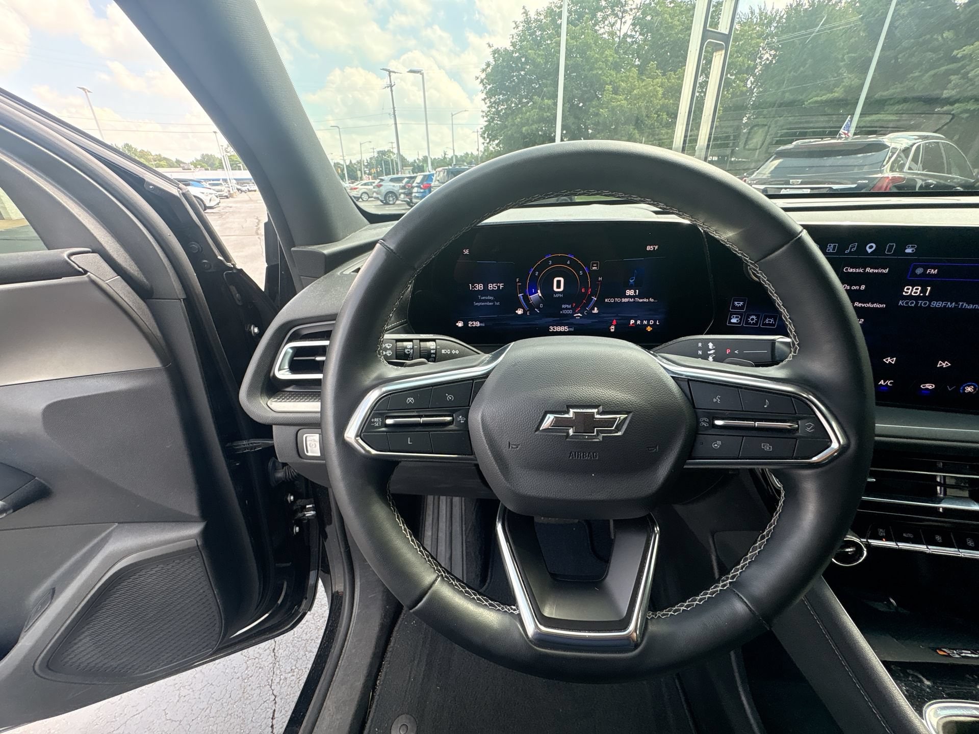 2024 Chevrolet Traverse 1LT - Photo 11