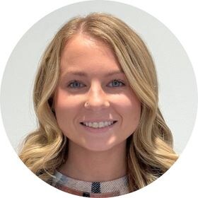 Staff member Amelia Thorne from ID_9b1a1e0259d4