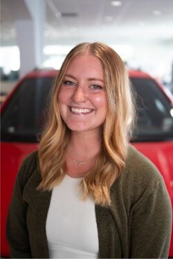 Staff member Kelsie Willford from ID_69dc8cbcfd19