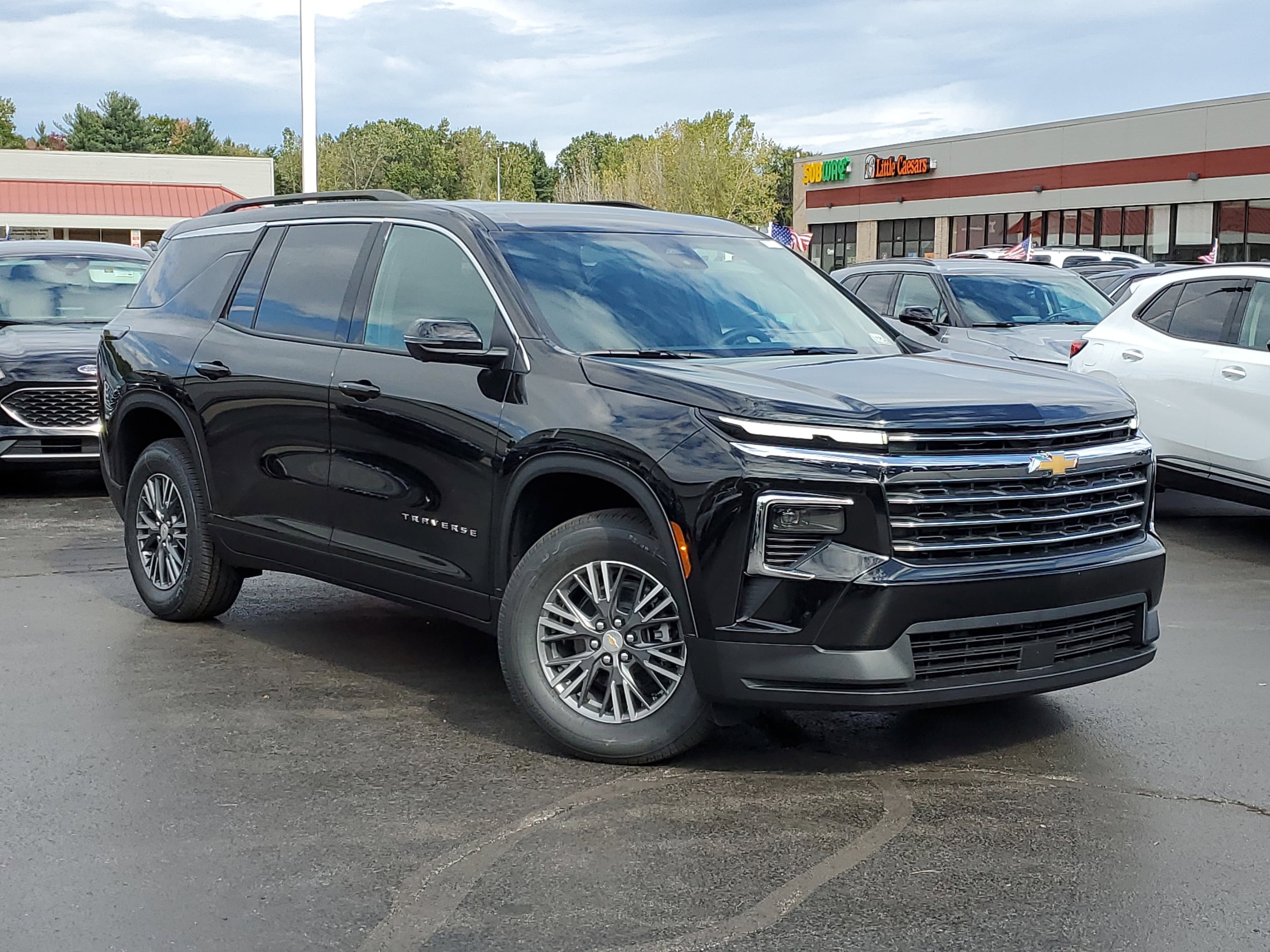 2026 Chevrolet Traverse LT's photo