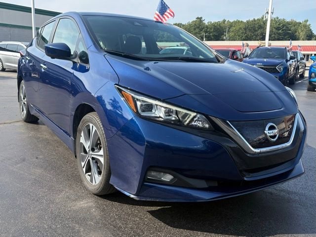 2022 Nissan Leaf SV Plus's photo