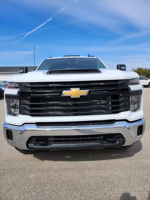 2025 Chevrolet Silverado 3500HD Work Truck photo 3