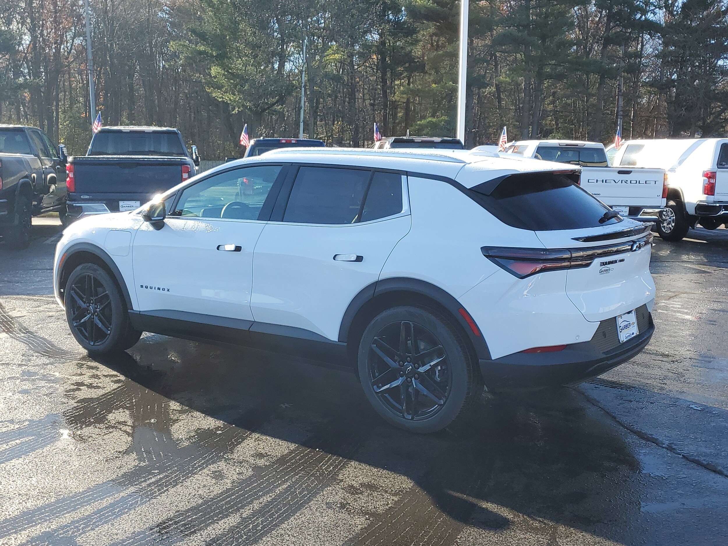 2026 Chevrolet Equinox EV 1LT photo 3