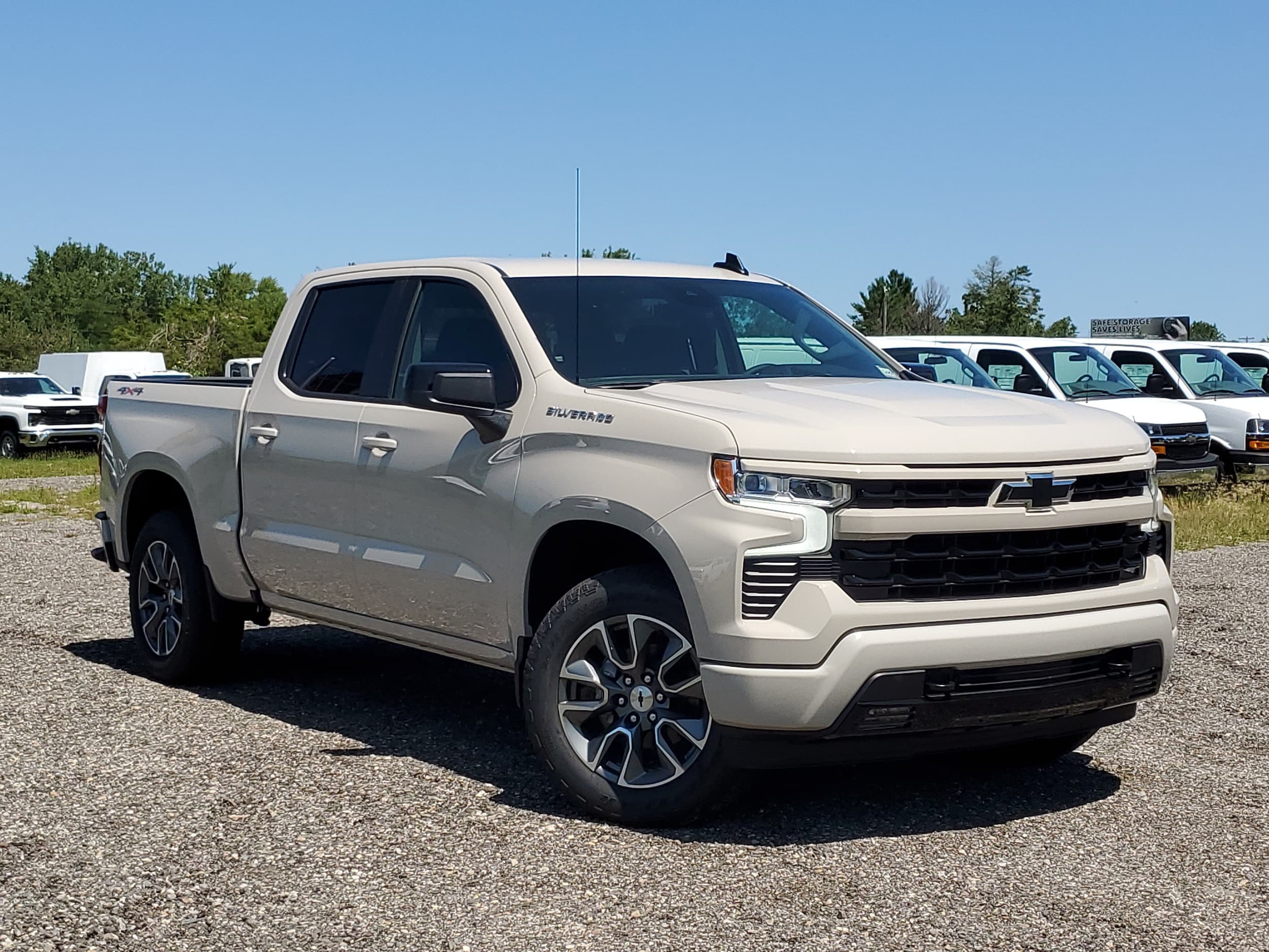 2026 Chevrolet Silverado 1500 Crew Cab 4WD Pickup for sale #T1215078 - photo 1