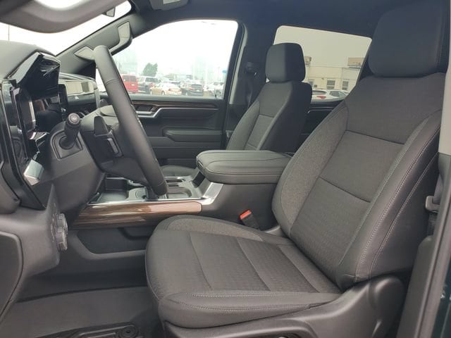 2026 Chevrolet Silverado 1500 Crew Cab 4WD Pickup for sale #TZ408847 - photo 5
