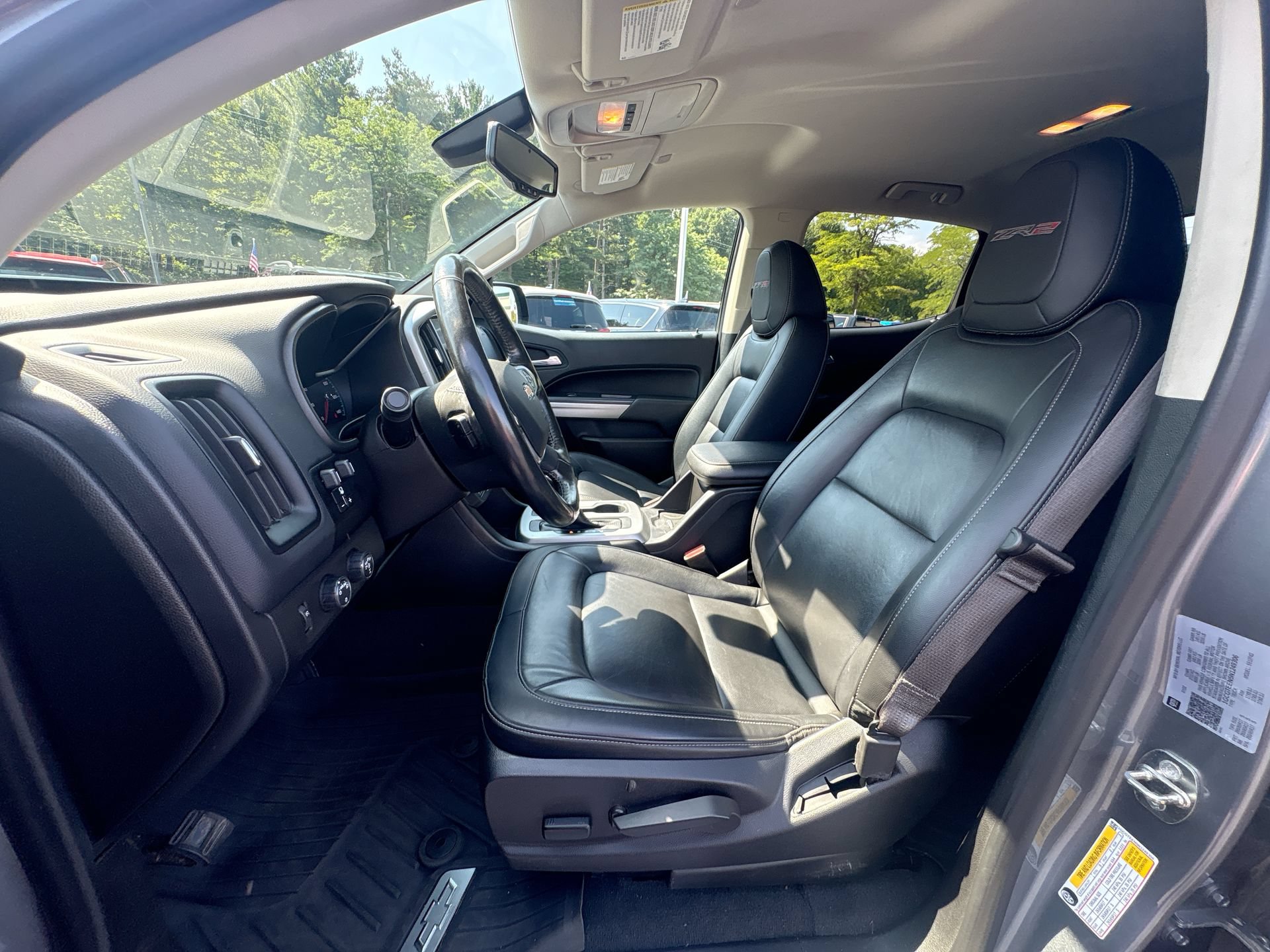 2022 Chevrolet Colorado ZR2 - Photo 12