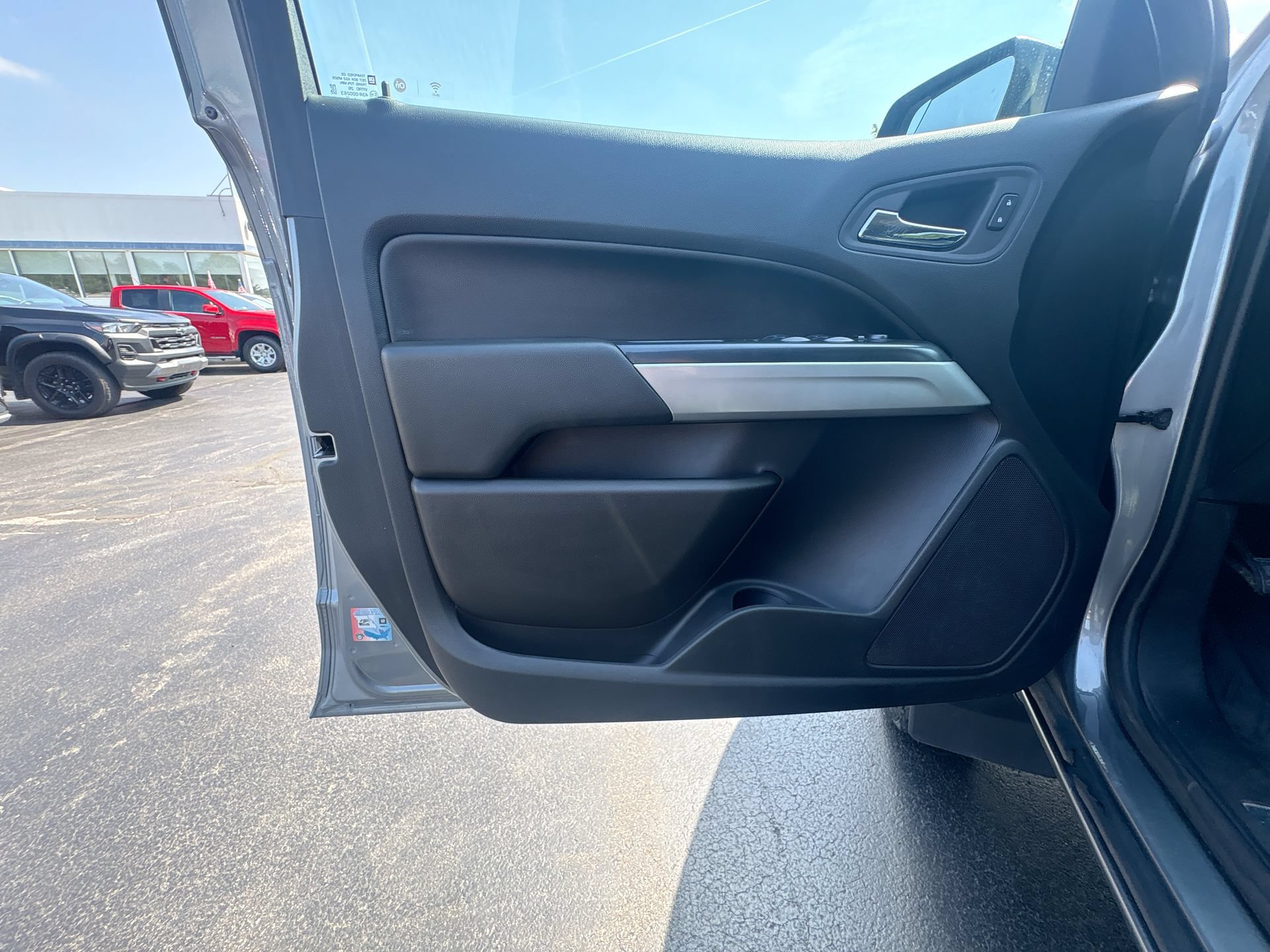 2022 Chevrolet Colorado ZR2 - Photo 10
