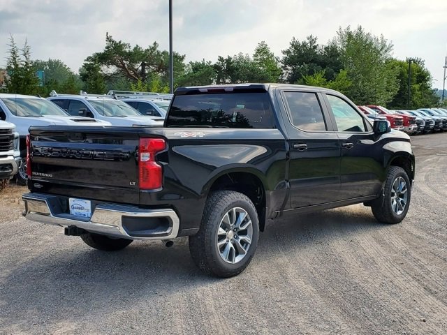 2026 Chevrolet Silverado 1500 LT photo 3