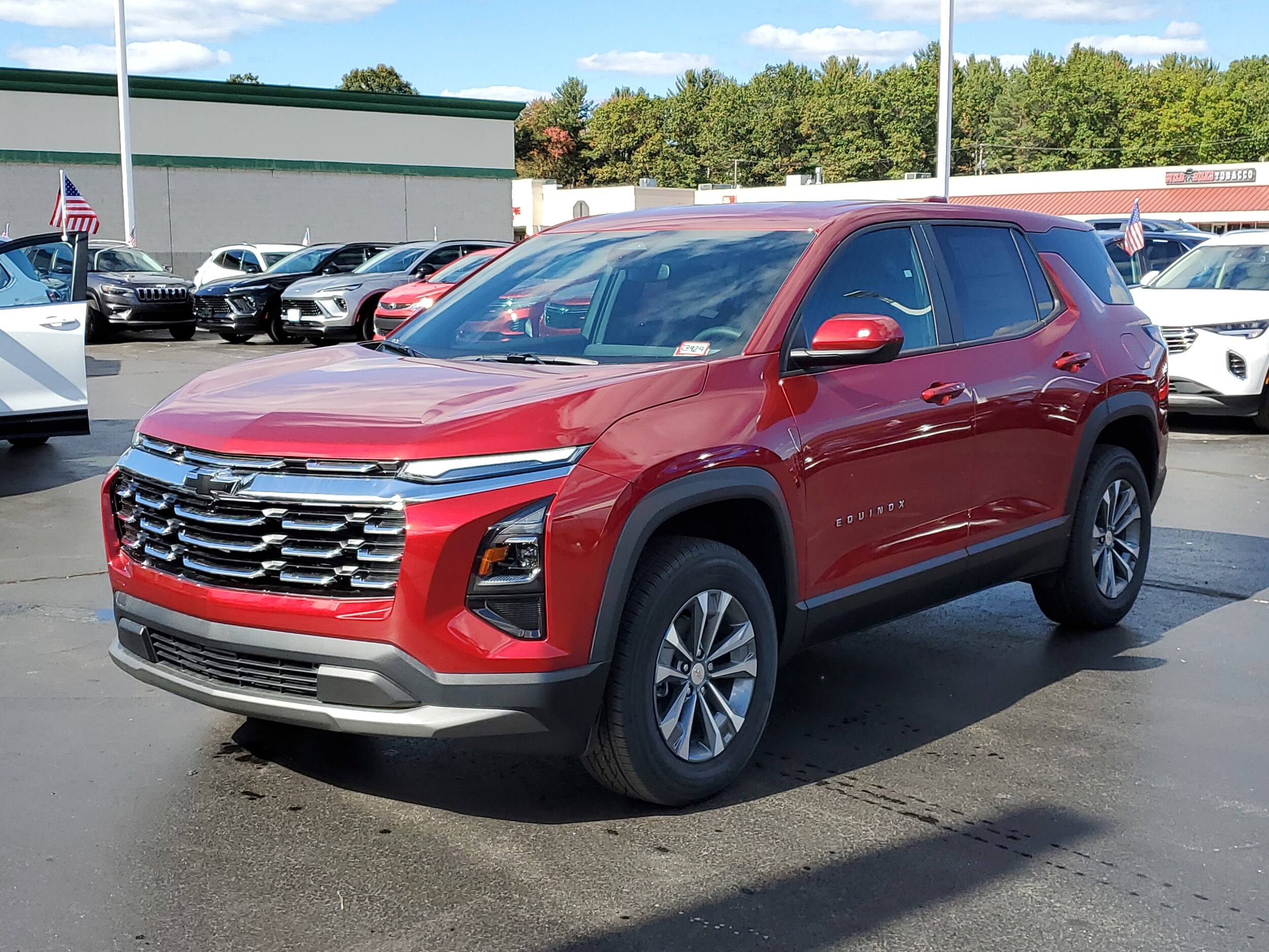 2026 Chevrolet Equinox LT photo 2