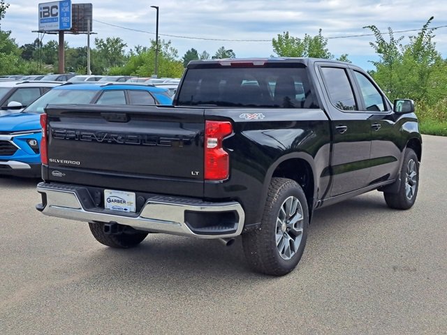 2026 Chevrolet Silverado 1500 LT photo 4