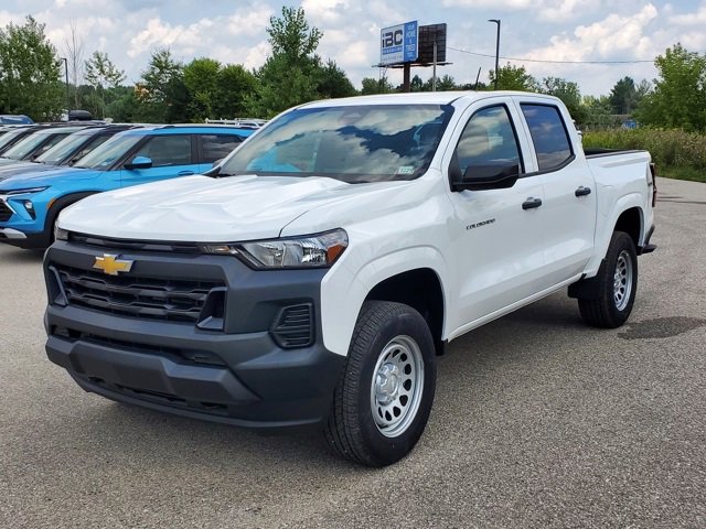 2026 Chevrolet Colorado Work Truck photo 2