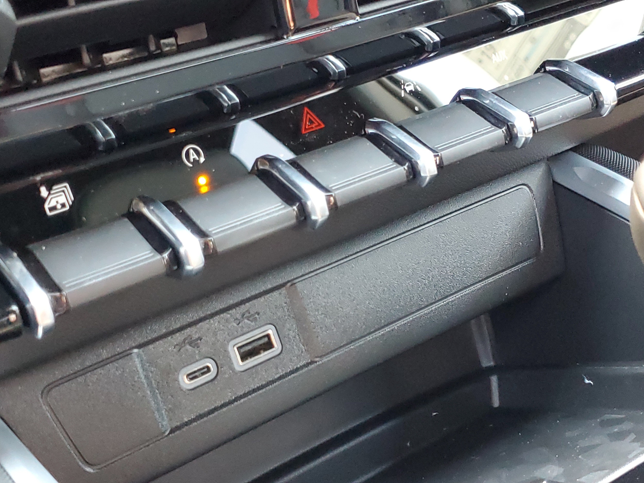 2026 Chevrolet Colorado Z71 - Photo 18